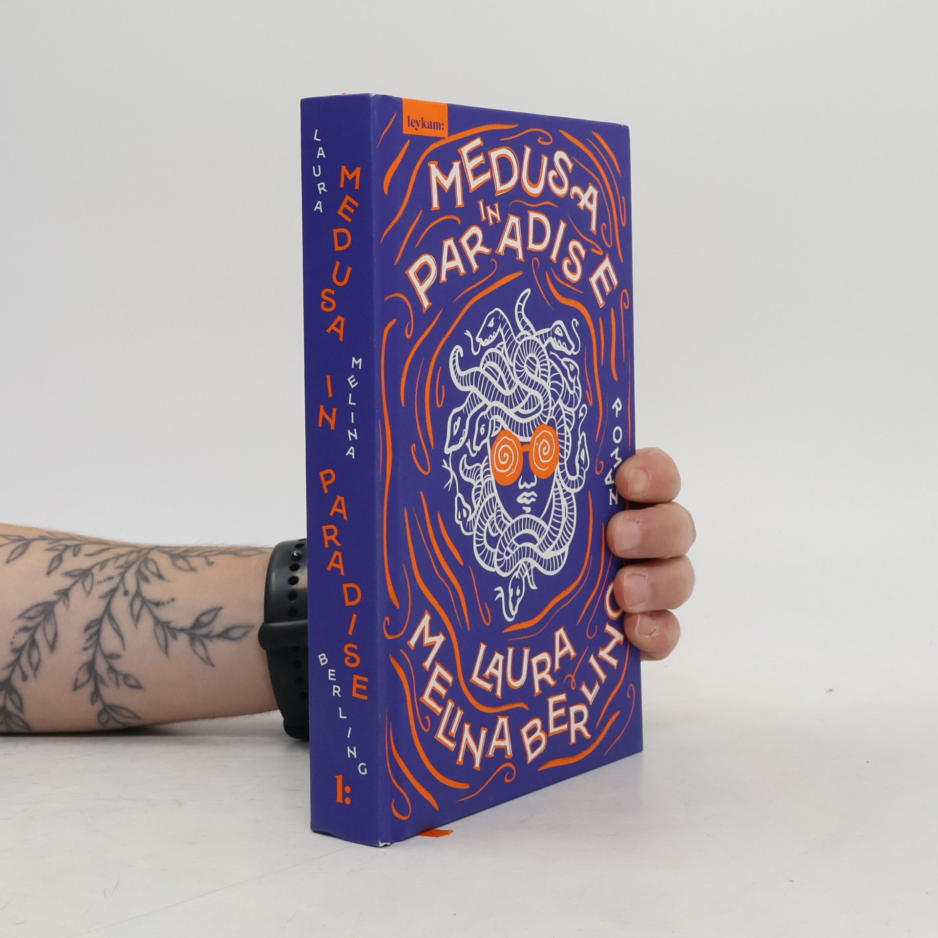Laura Melina Berling Medusa in Paradise: Roman