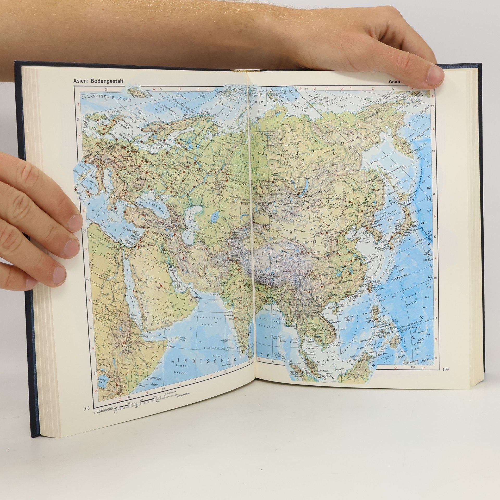 Various authors Bertelsmann Universal Lexikon. Weltatlas Länderlexikon