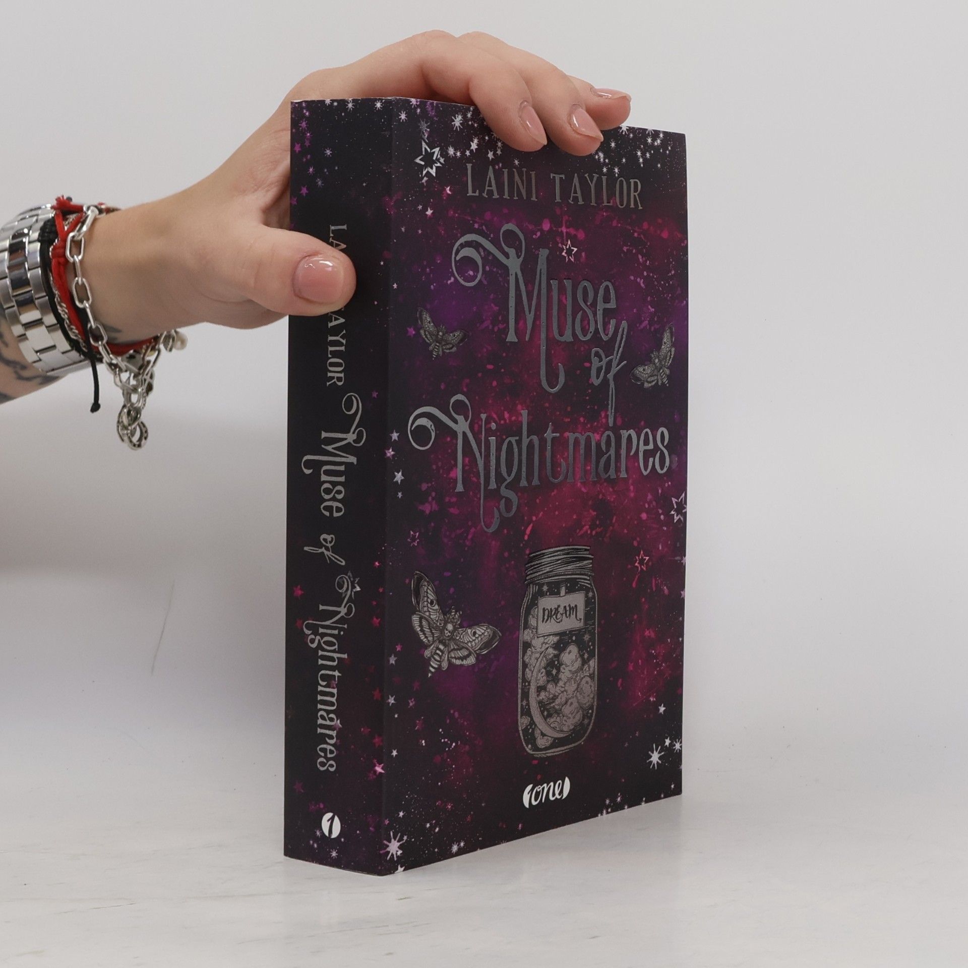 Laini Taylor Muse of Nightmares