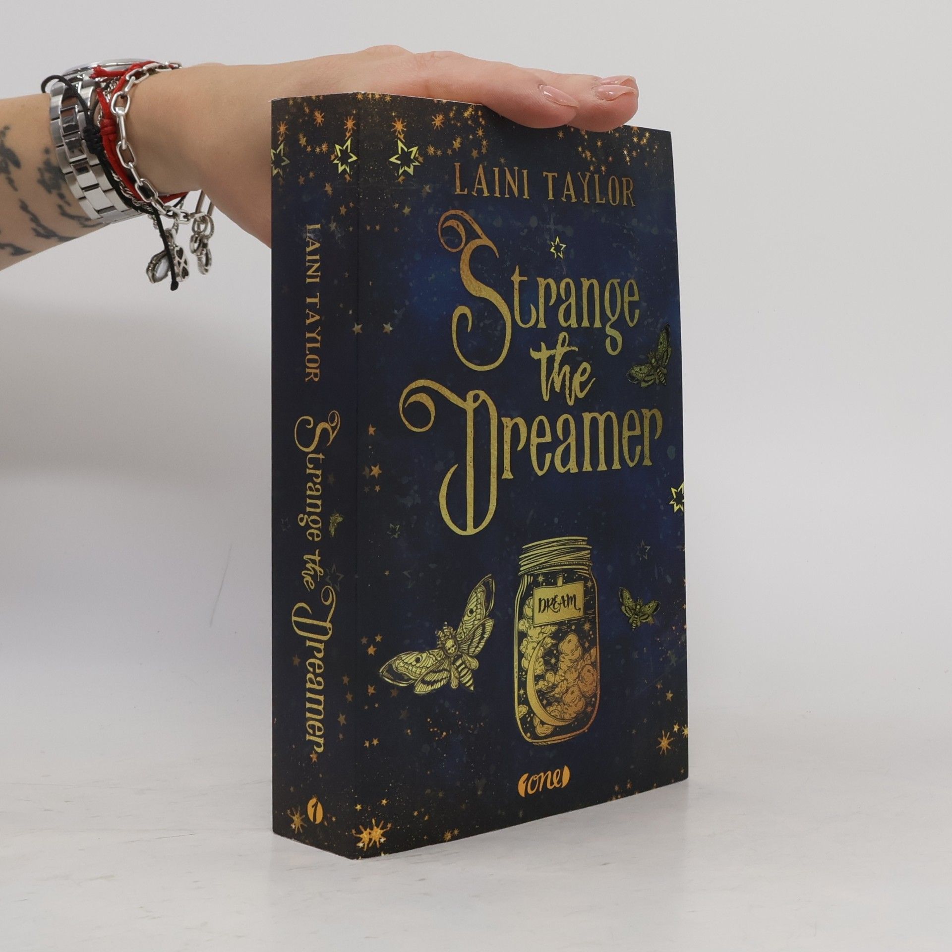 Laini Taylor Strange the Dreamer