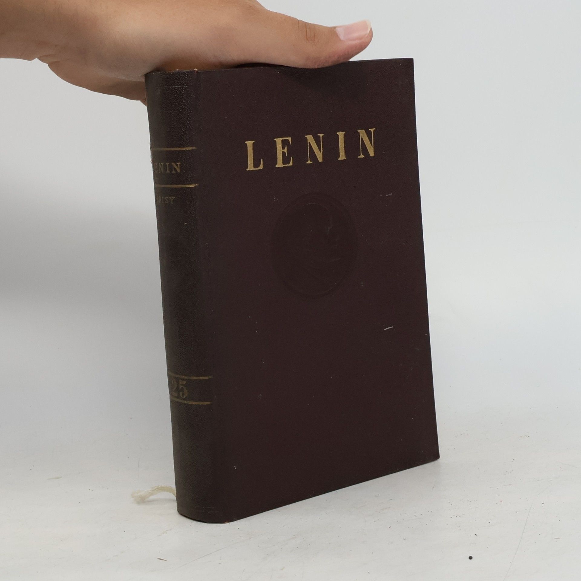 Vladimir Iľjič Lenin Lenin. Spisy 25