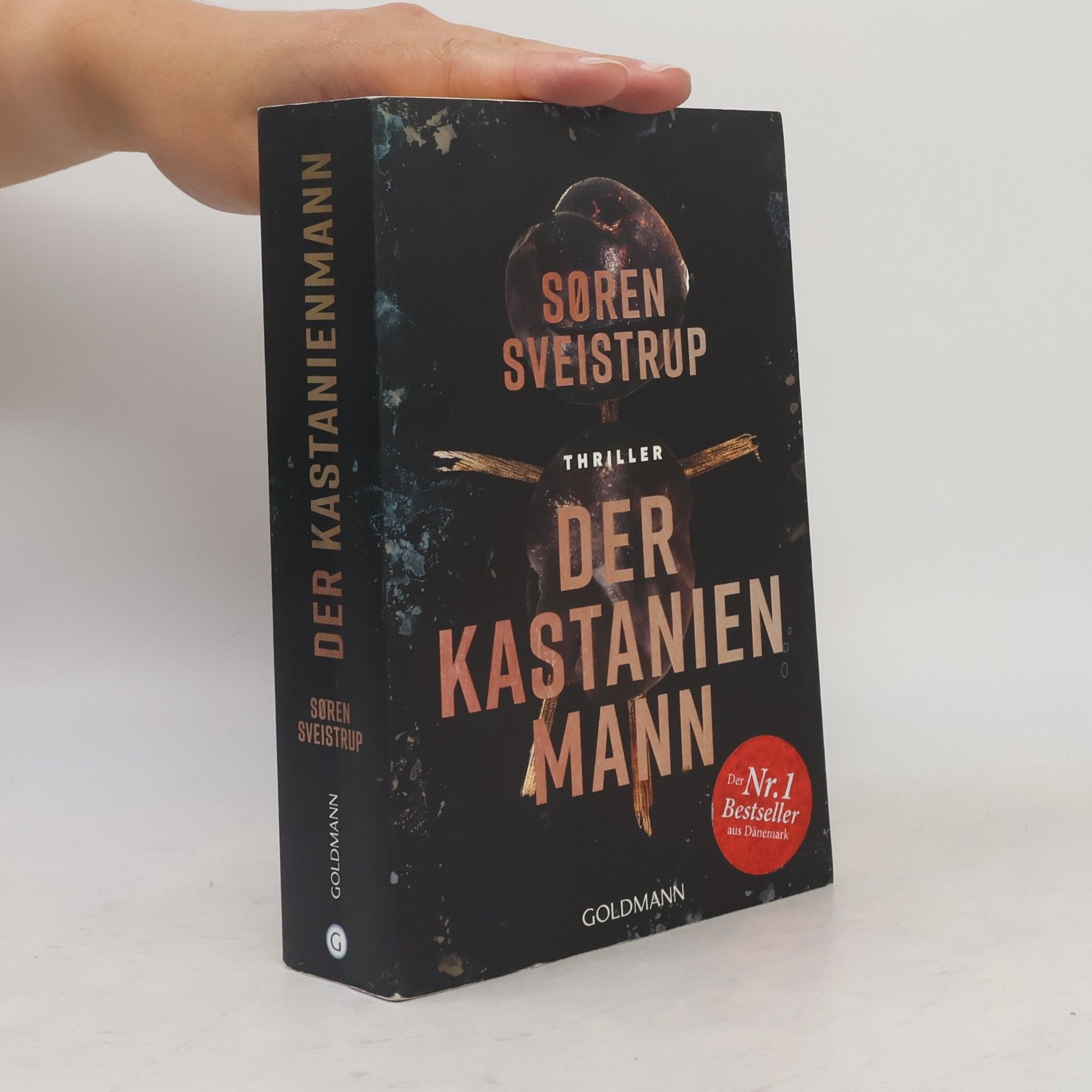 Søren Sveistrup Der Kastanienmann