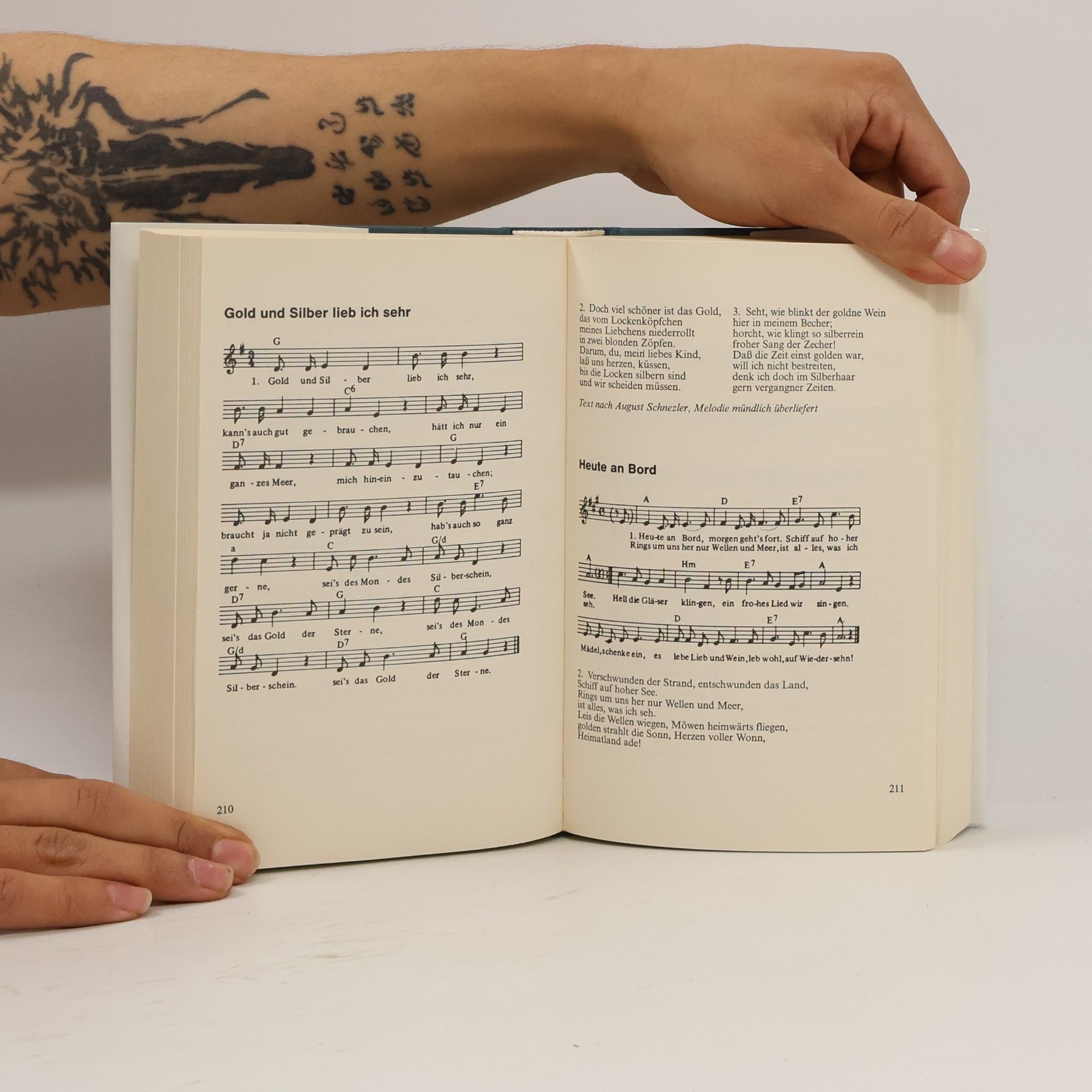 Collectif d'auteurs Deutscher Liederschatz. Soldatenlieder. Studentenlieder. Volkslieder