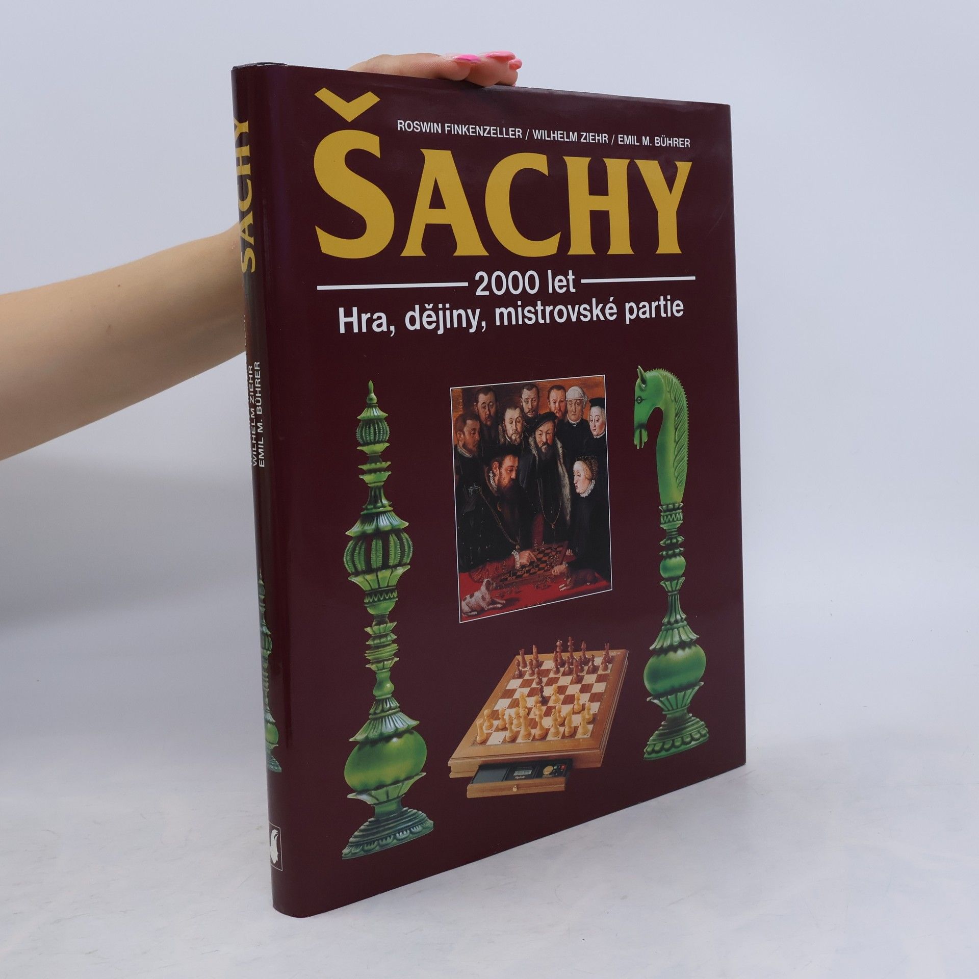 Roswin Finkenzeller Šachy : 2000 let dějin hry
