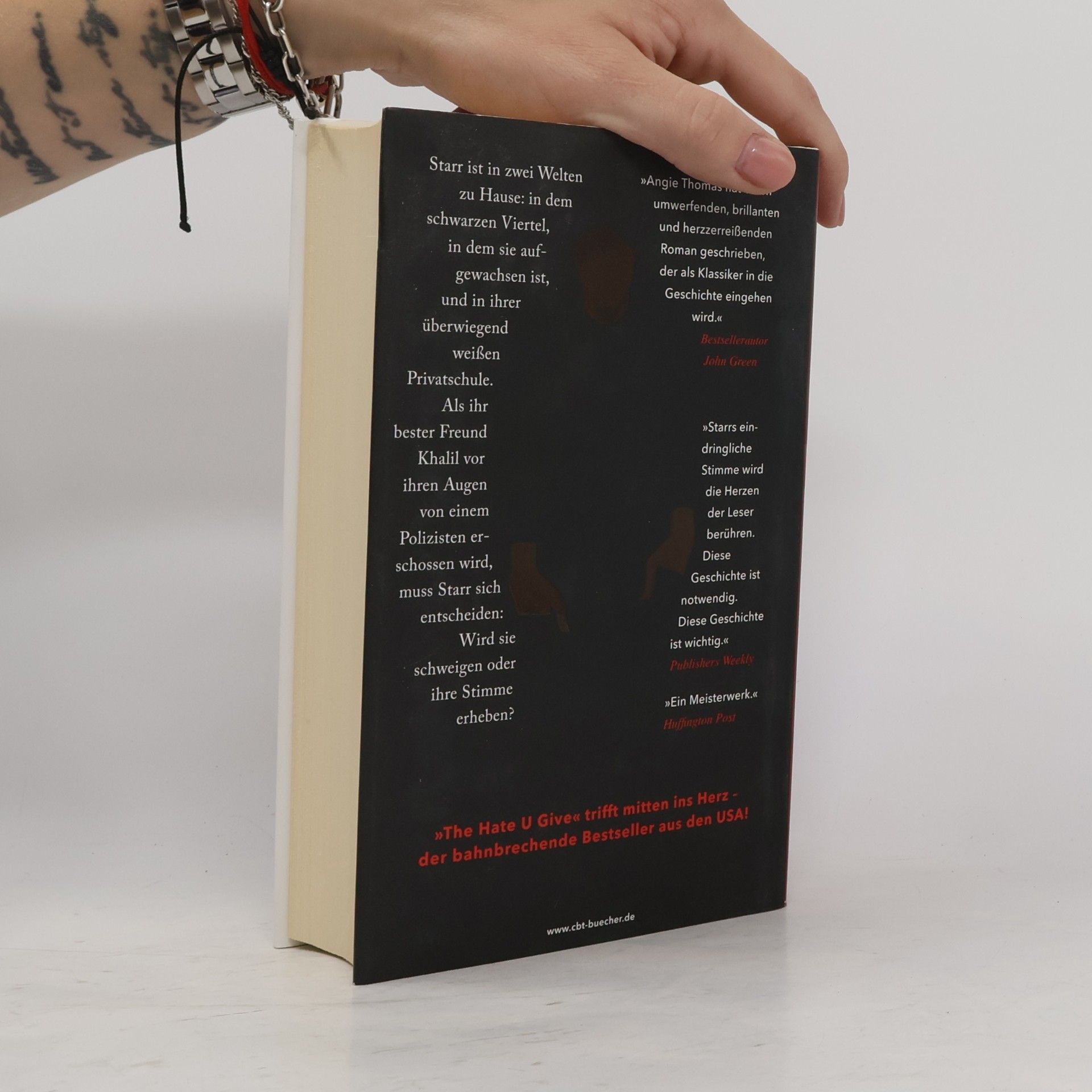 Angie Thomas The hate u give