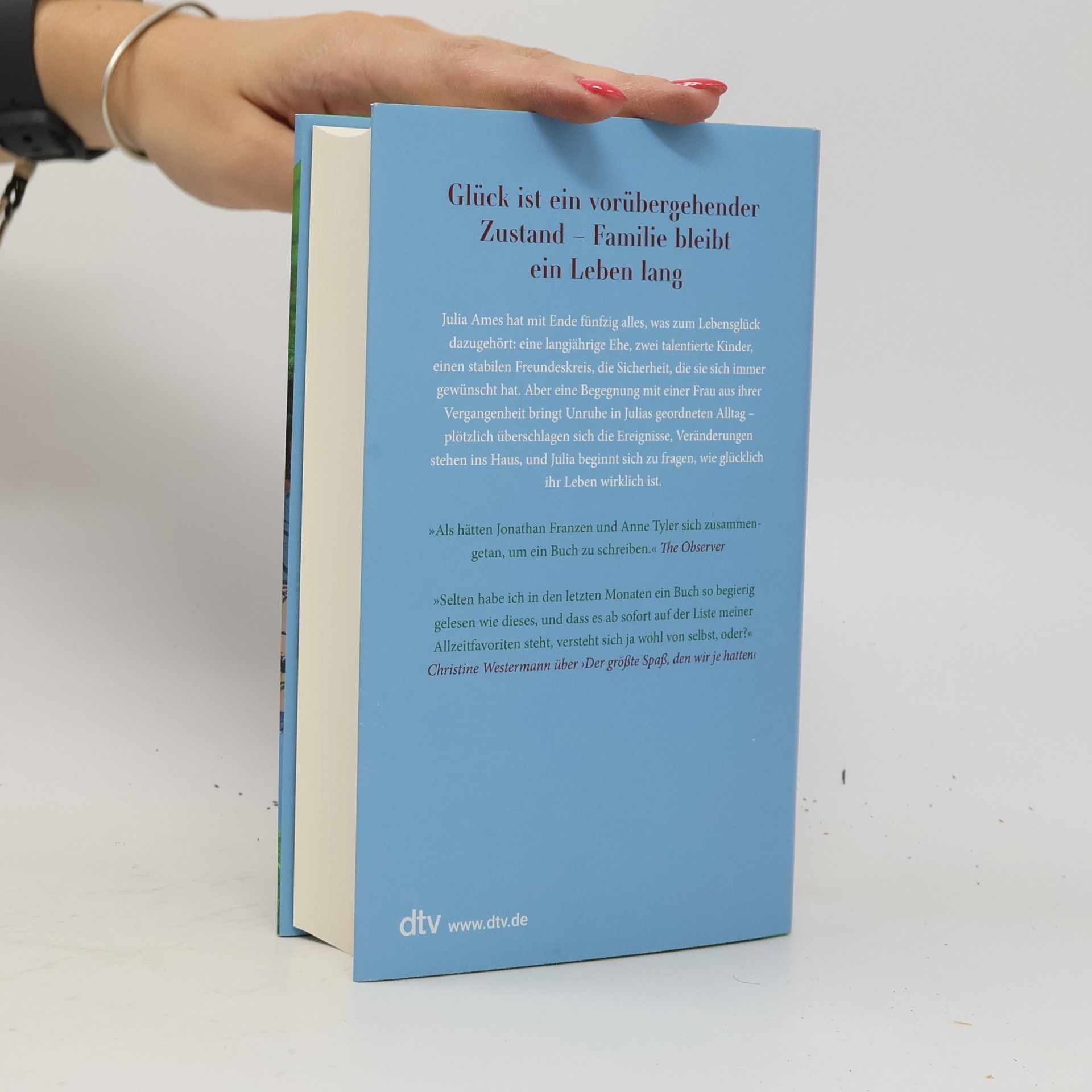 Claire Lombardo Genau so, wie es immer war. Roman | »Eine bewegende Auseinandersetzung mit Ehe, Mutterschaft und dem weiblichen Ich.« Bonnie Garmus