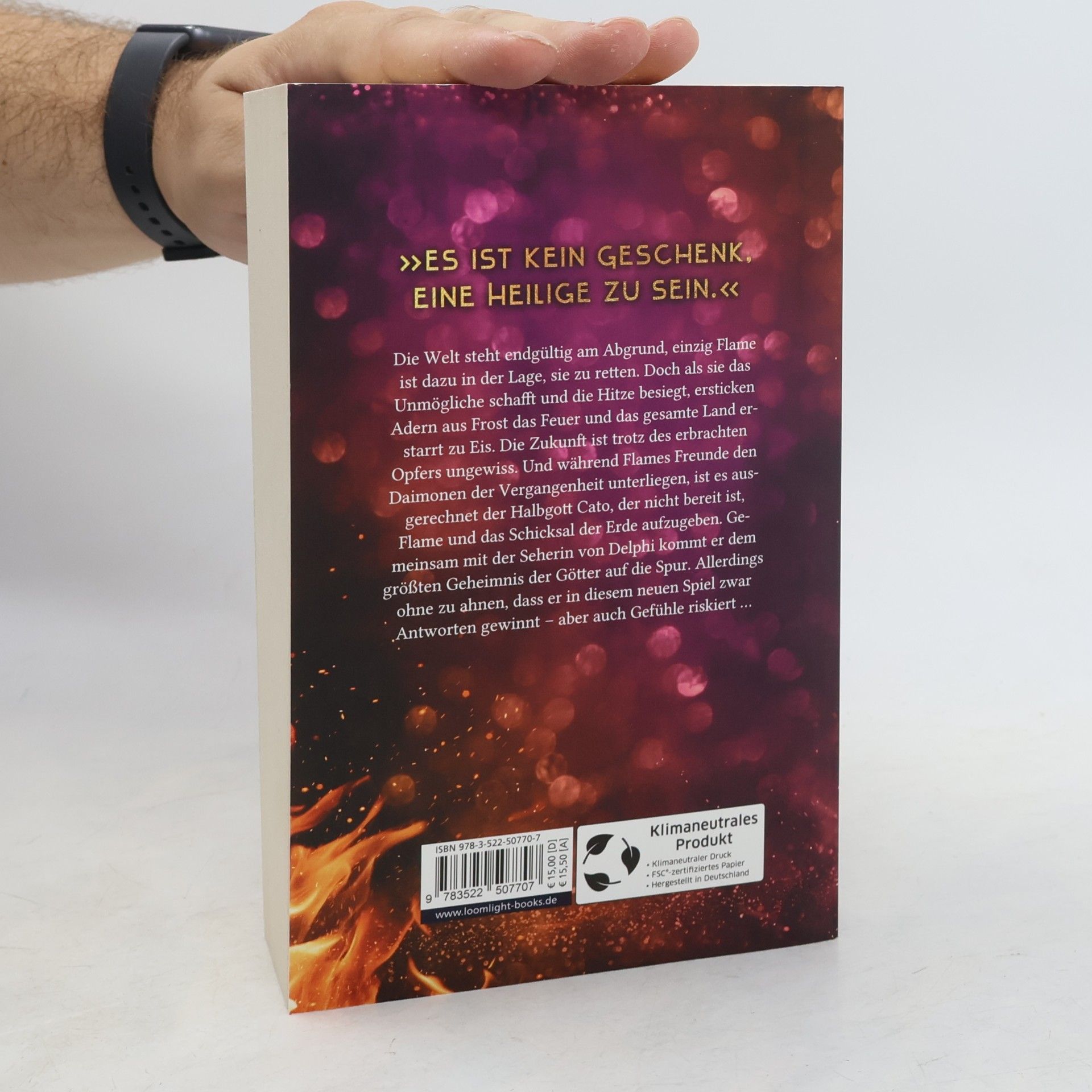 Henriette Dzeik Flame 3: Flammengold und Silberblut