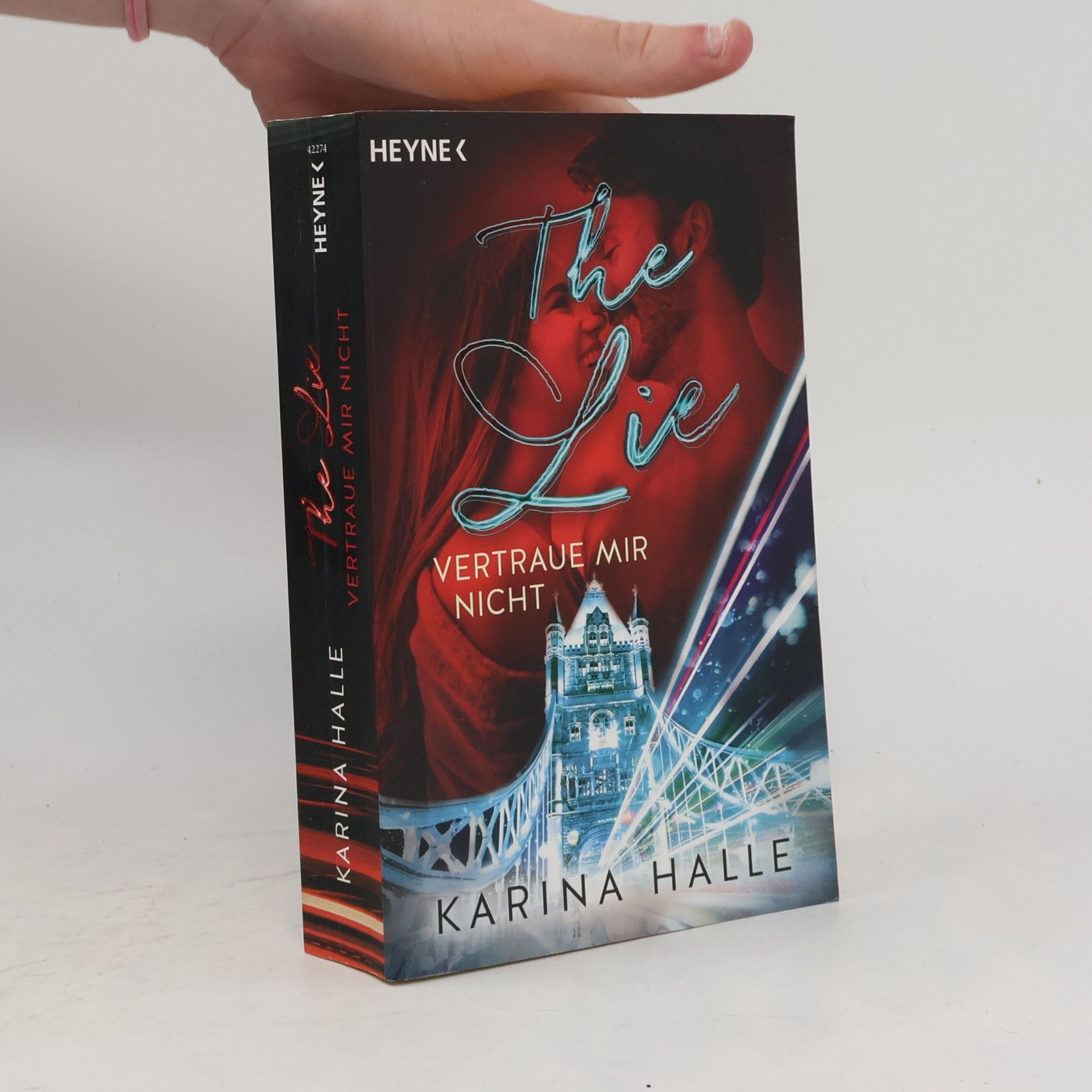 Karina Halle The lie