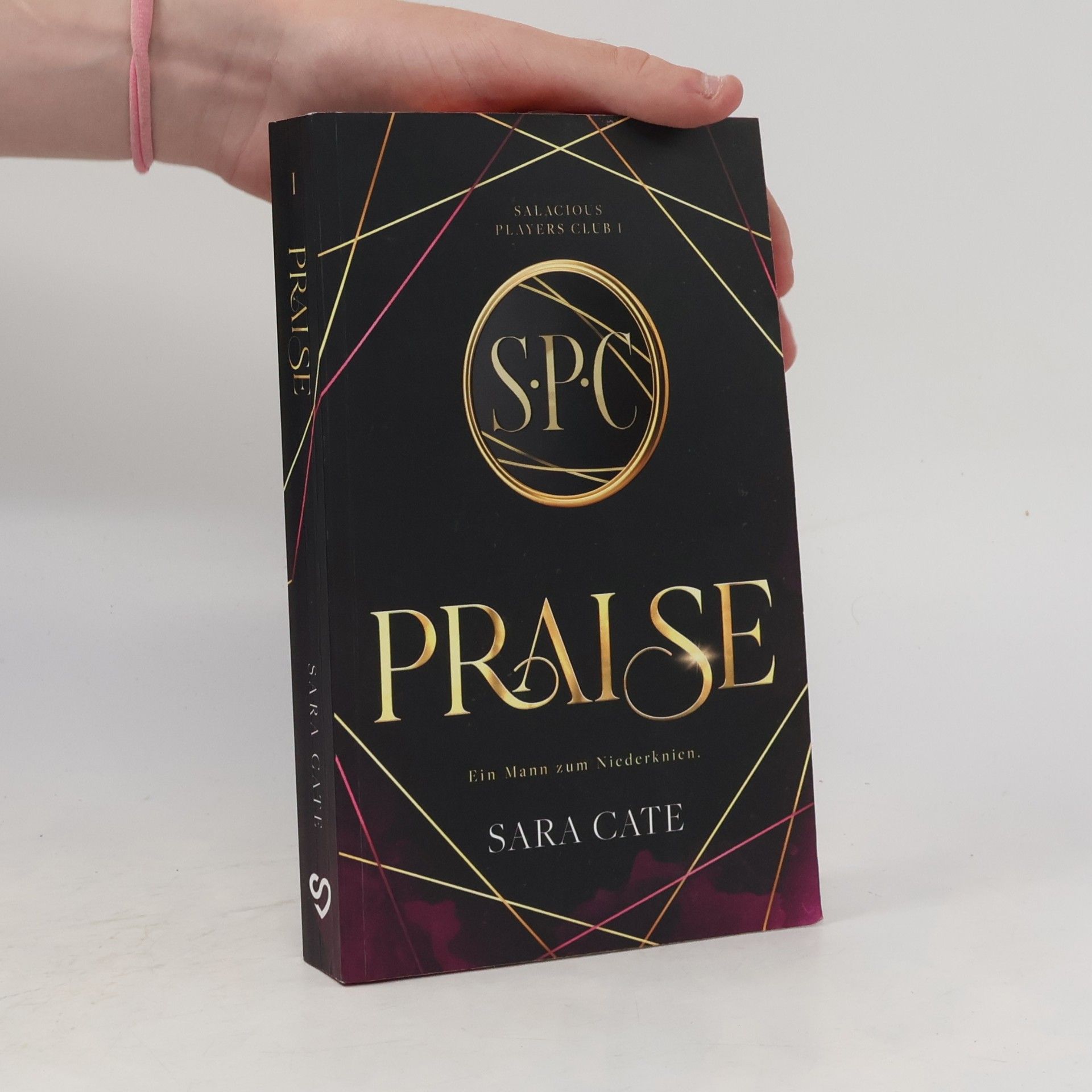 Sara Cate Praise