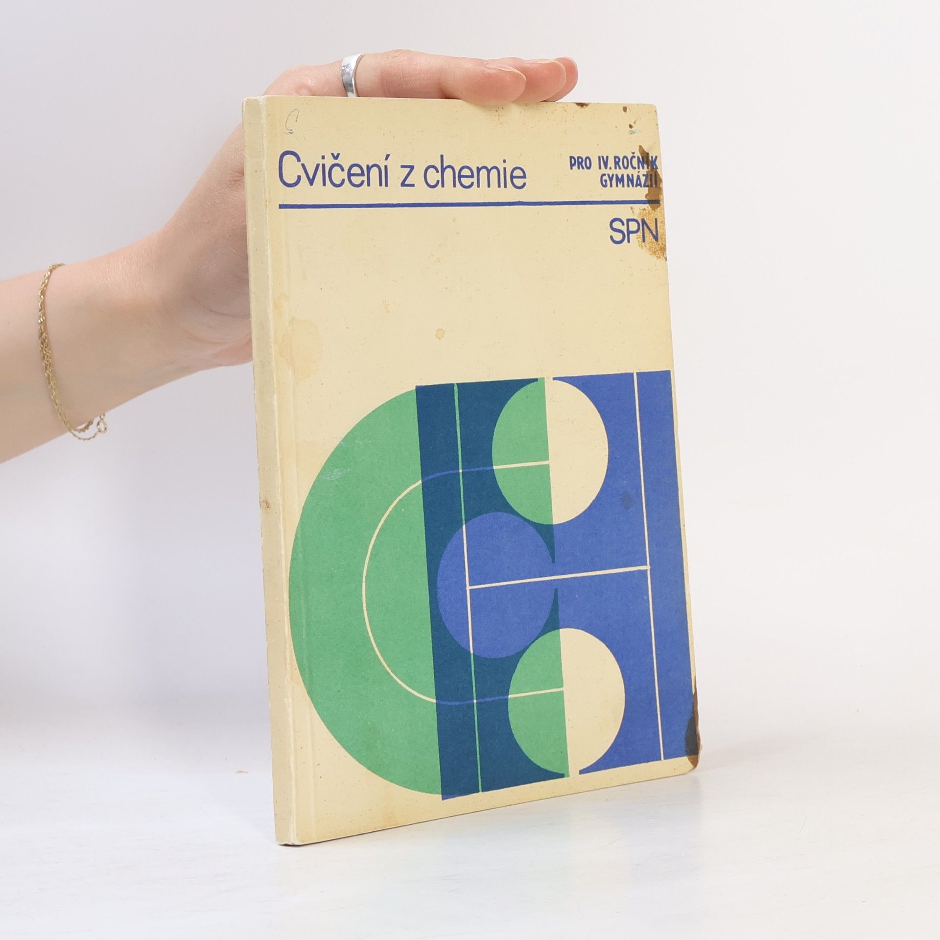 Autorenkollektiv cvičení z chemie