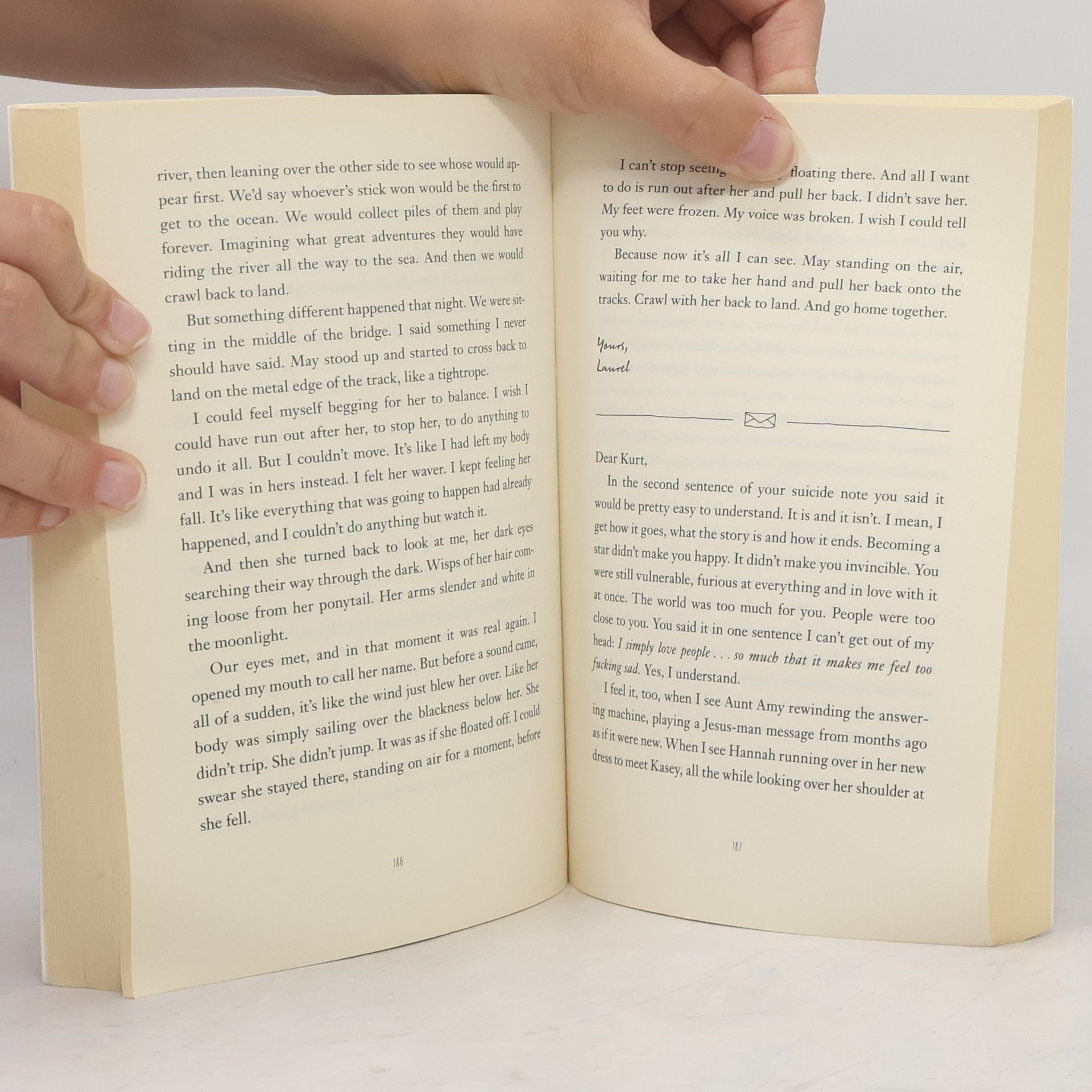 Ava Dellaira Love Letters to the Dead