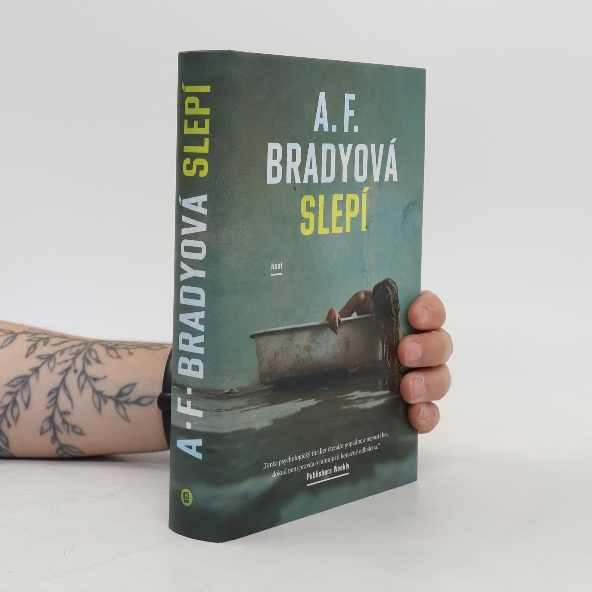A. F. Brady Slepí