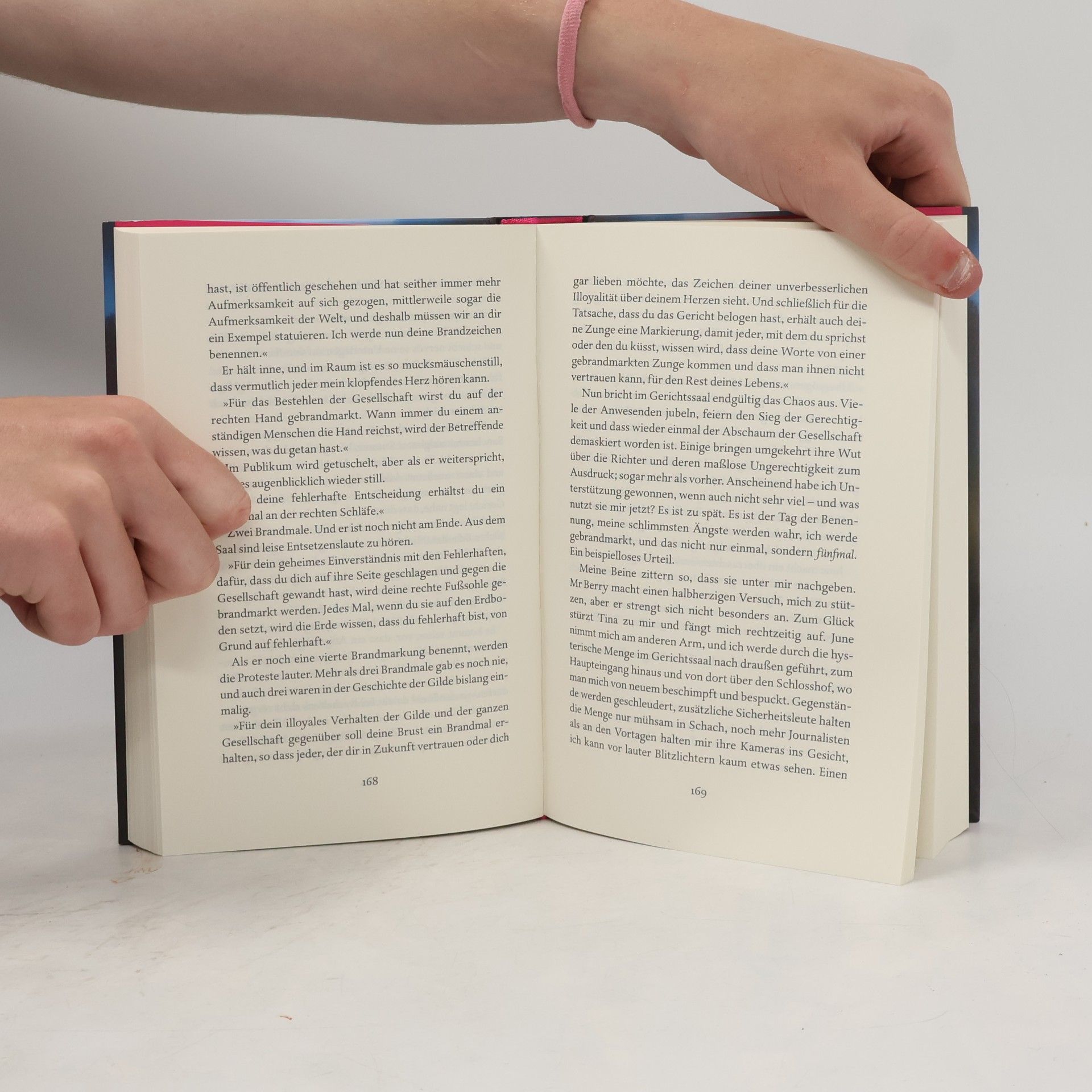 Cecelia Ahern Flawed - wie perfekt willst du sein?