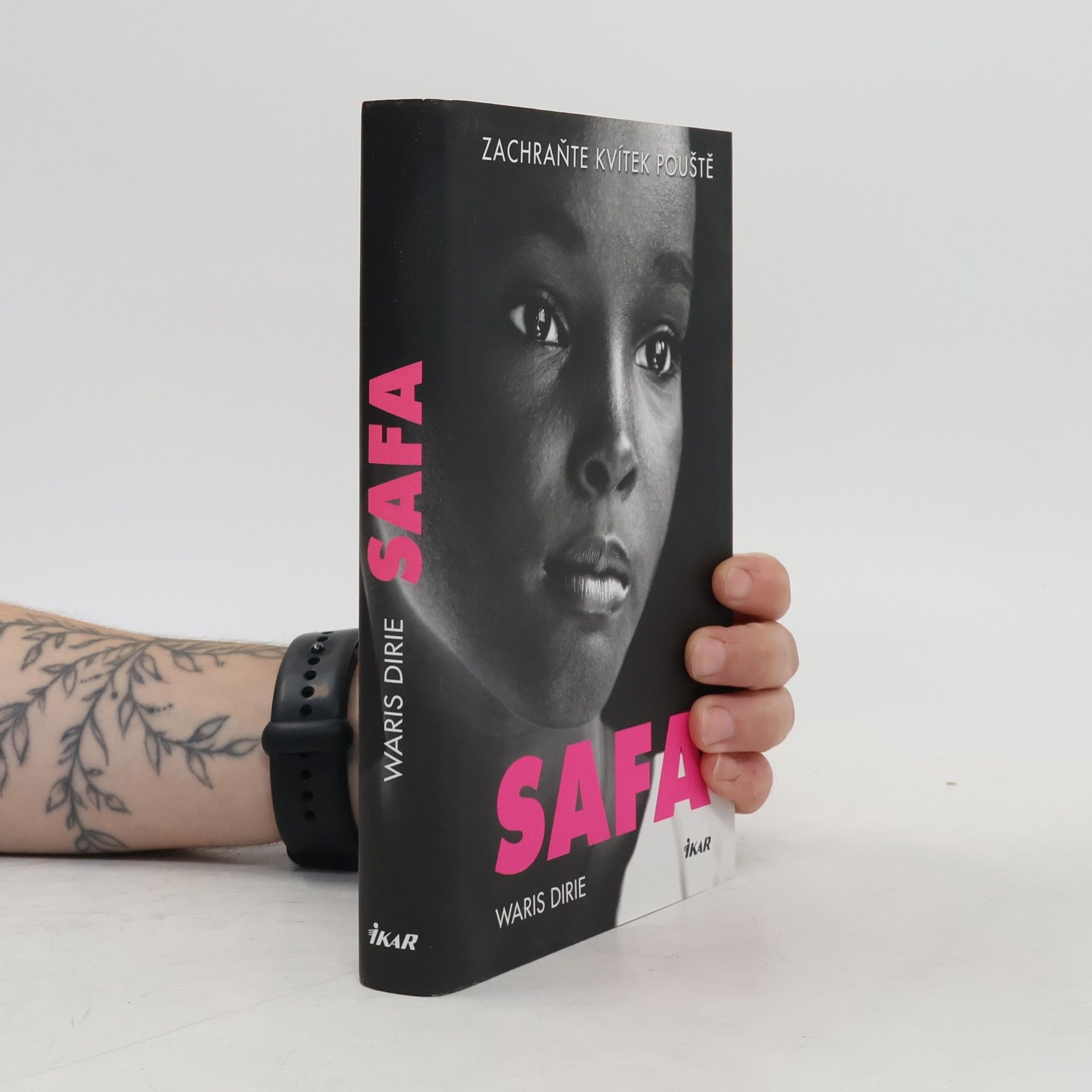 Waris Dirie Safa: Zachraňte kvítek pouště