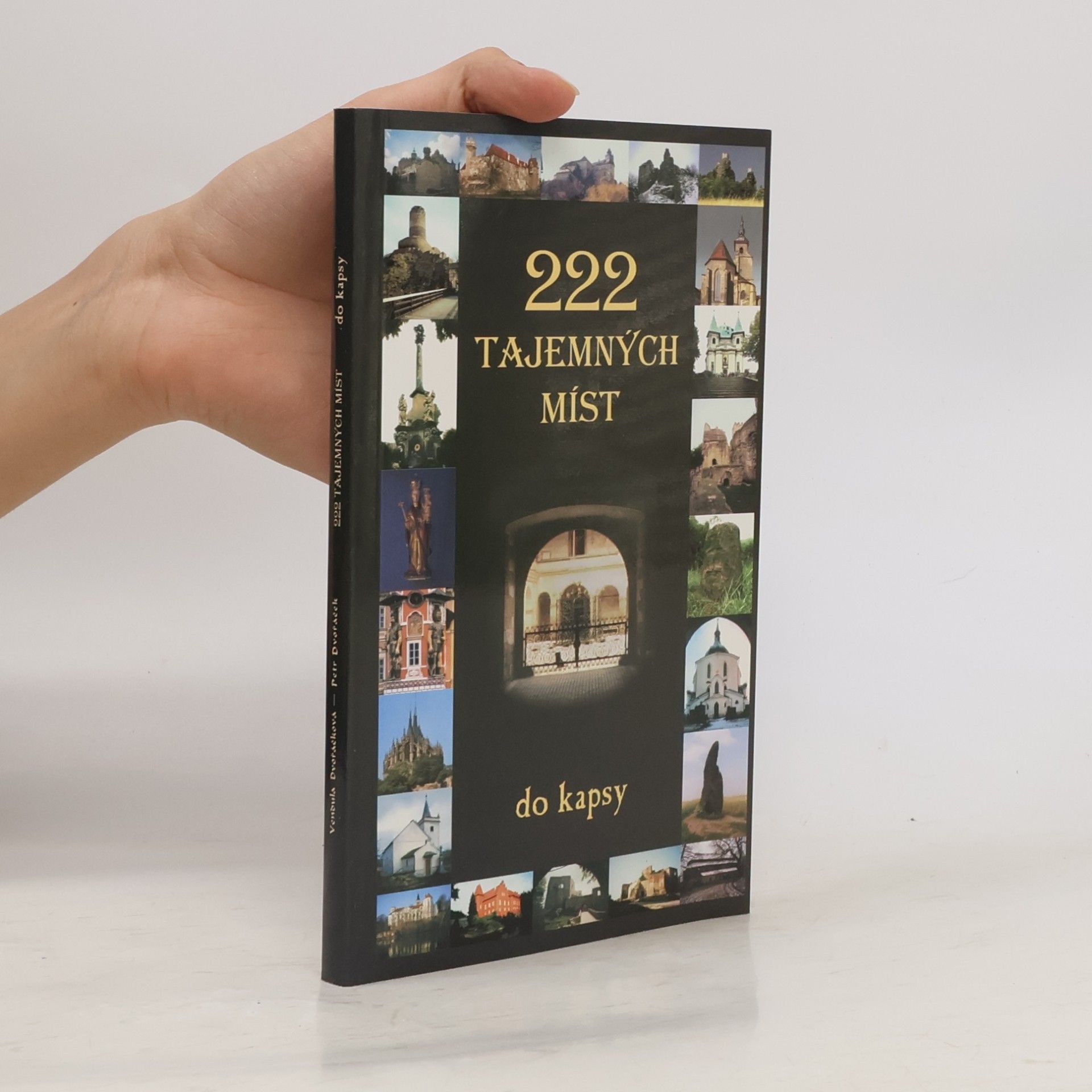 Vendula Dvořáčková 222 tajemných míst do kapsy