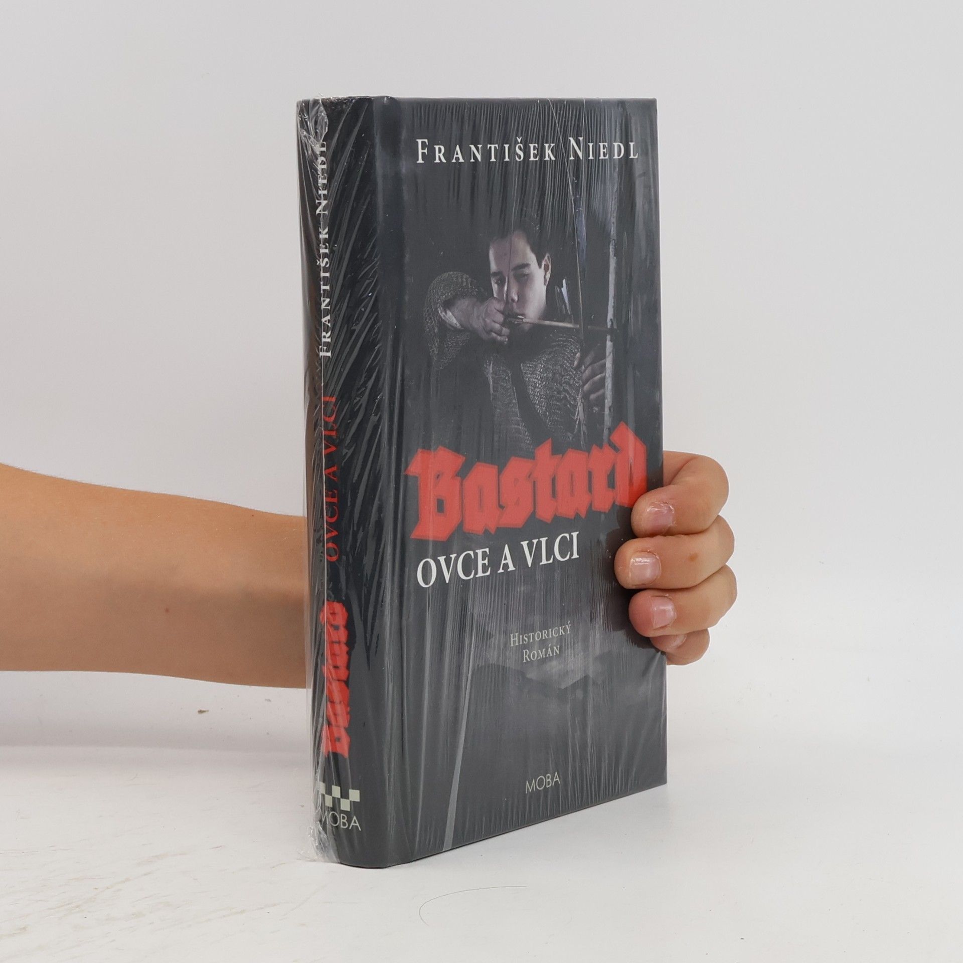 Bastard. Ovce a vlci