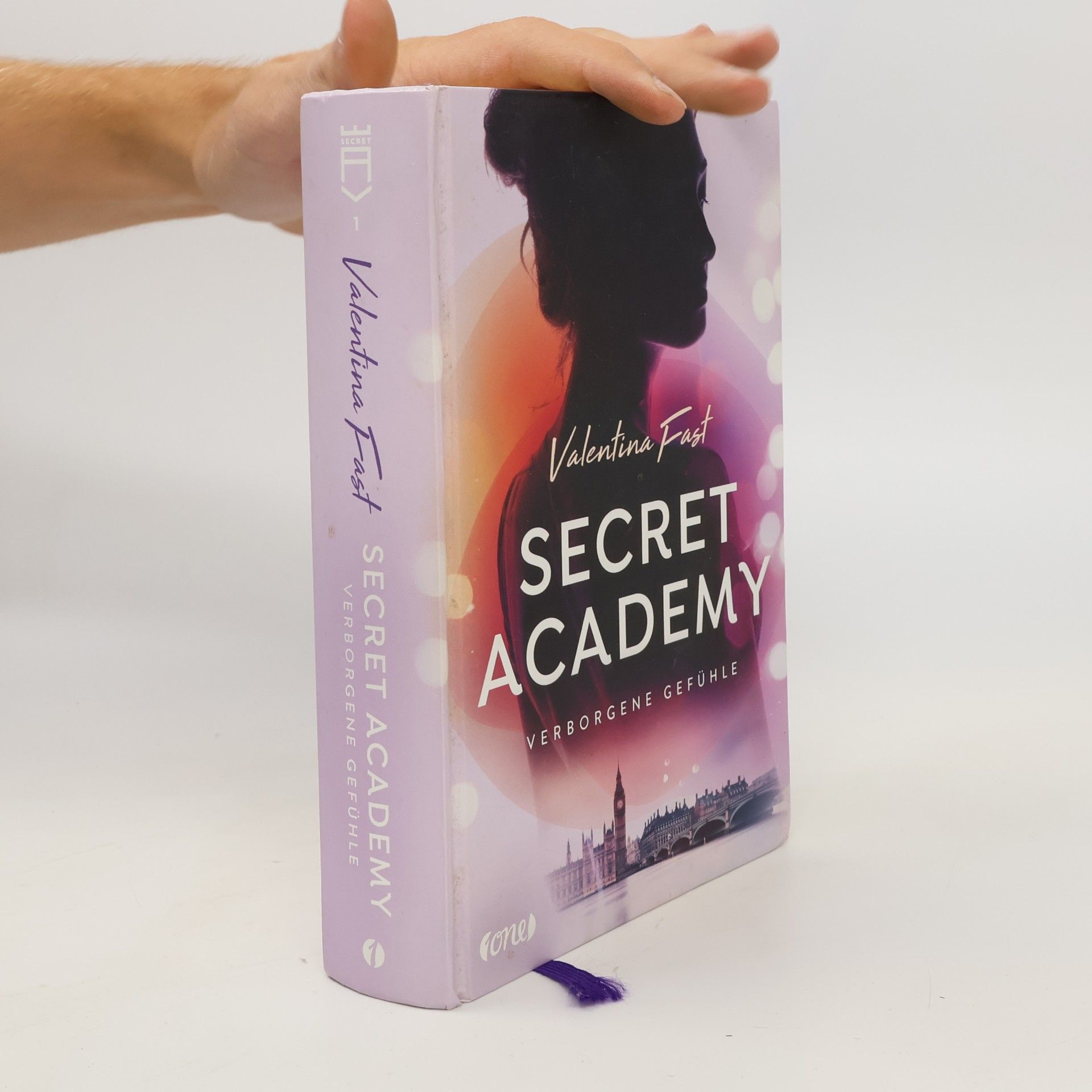 Valentina Fast Secret Academy 1