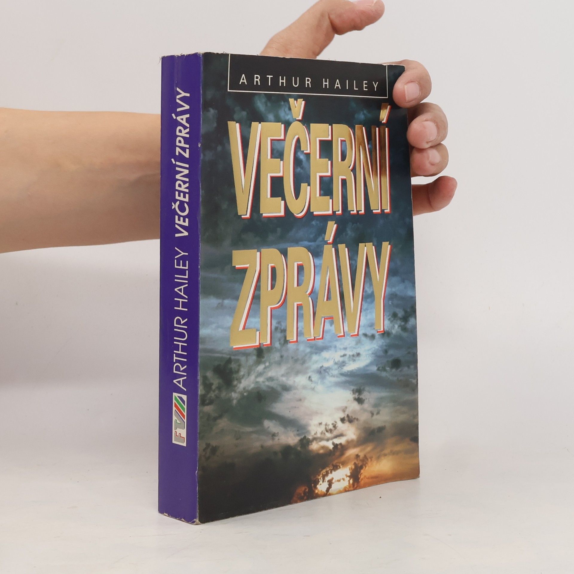 Arthur Hailey Večerní zprávy