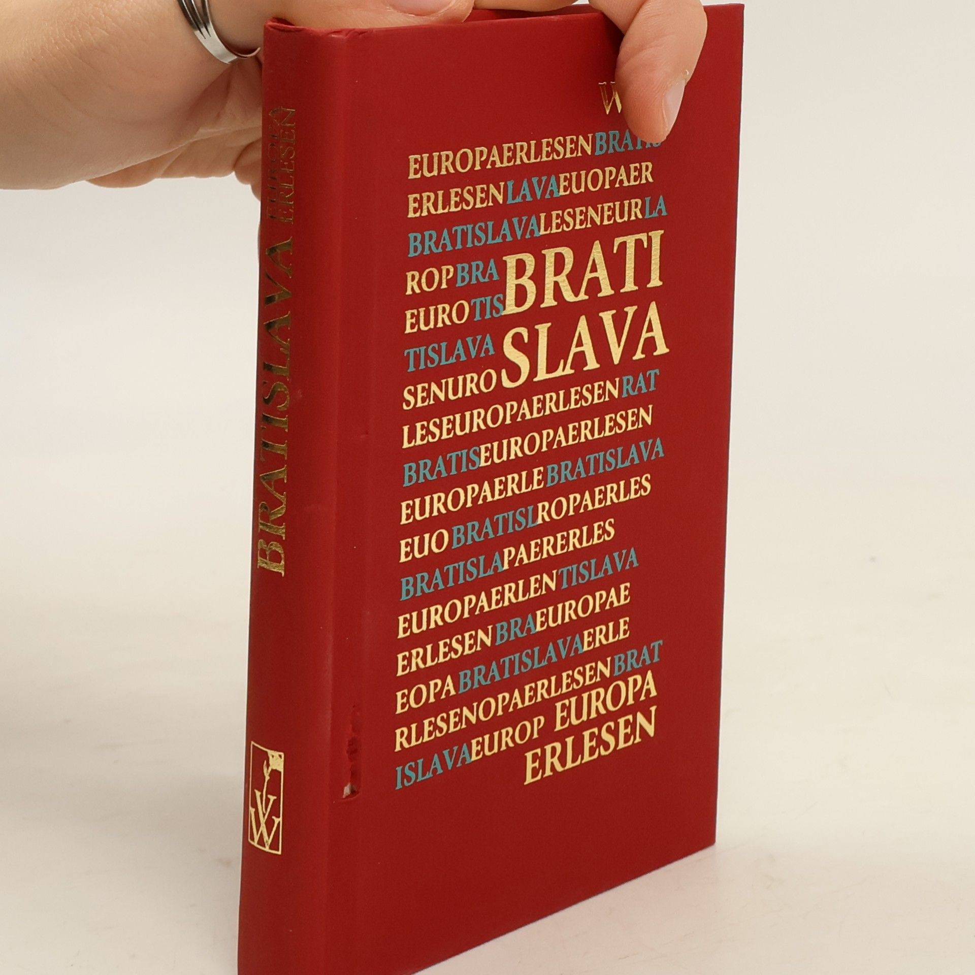 Renata SakoHoess Bratislava
