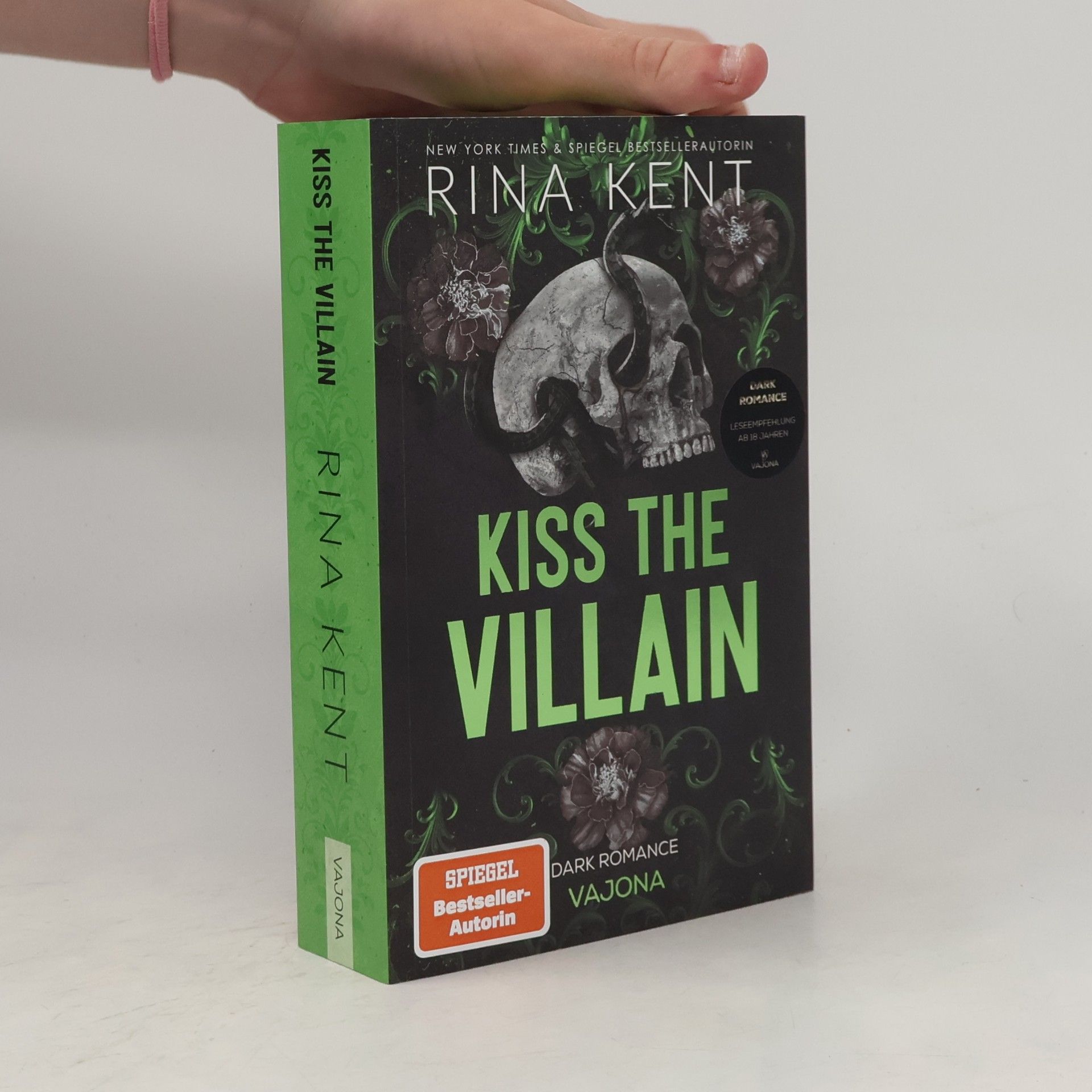 Rina Kent Villains College: Kiss The Villain
