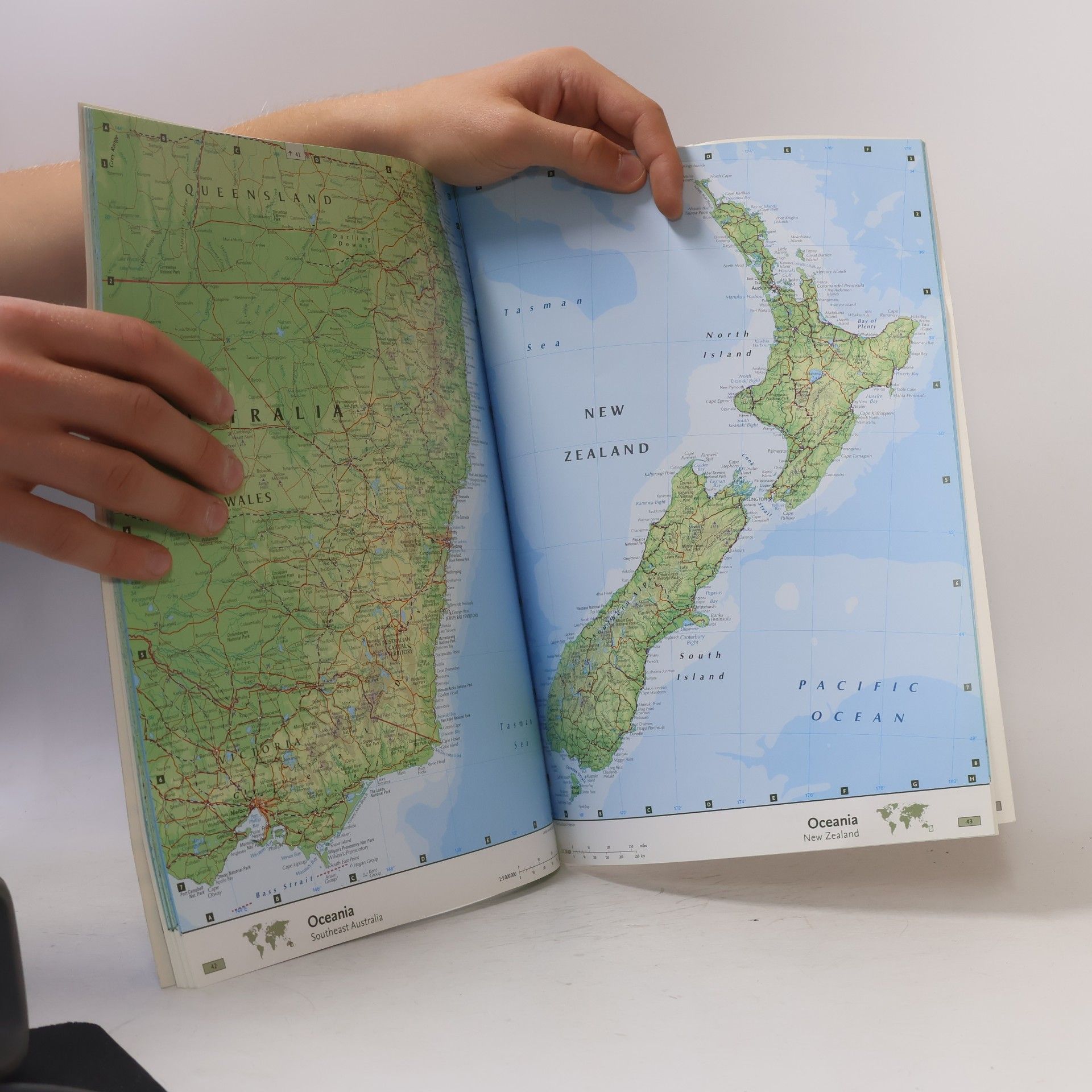 Collectif d'auteurs Collins World Atlas