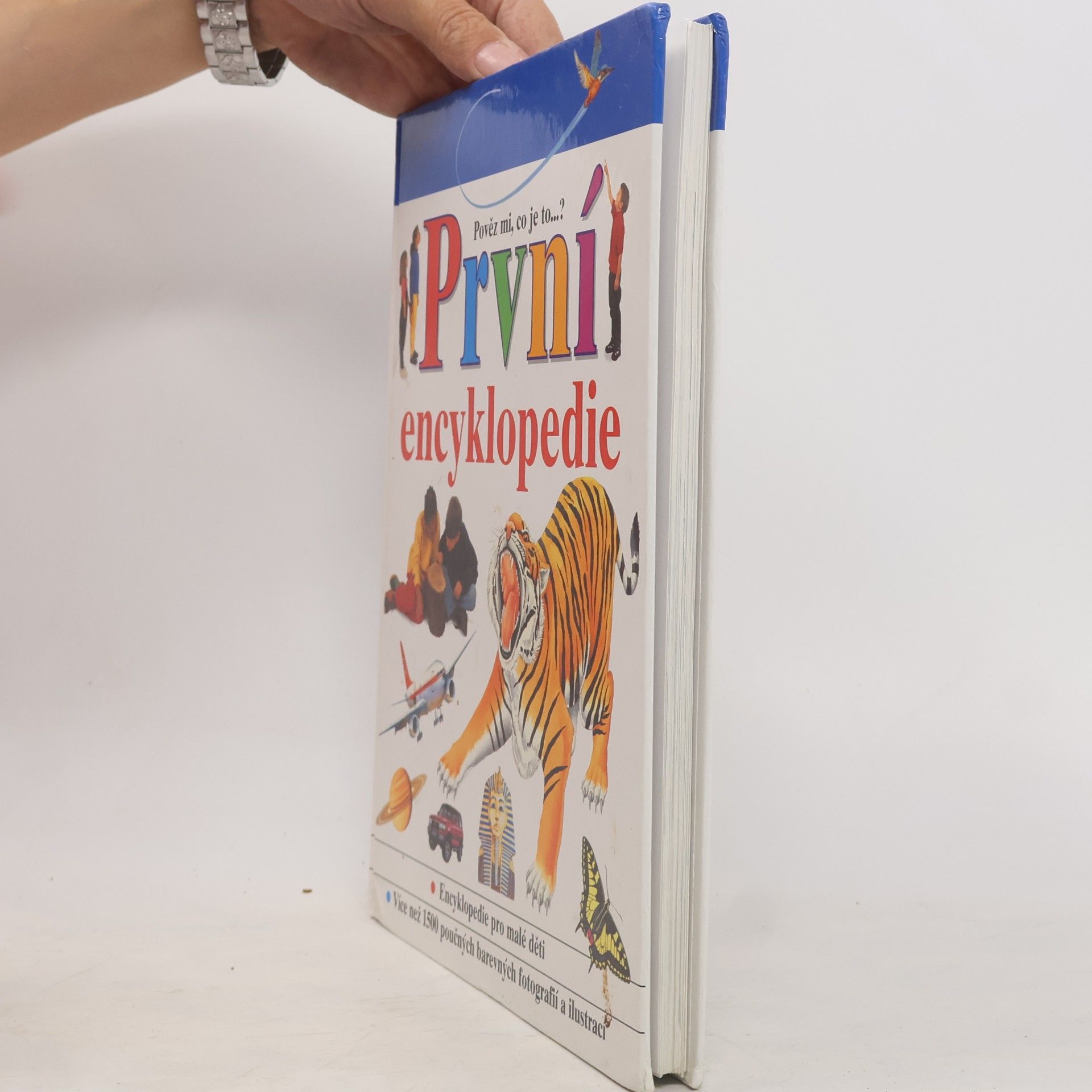 Collectif d'auteurs První encyklopedie