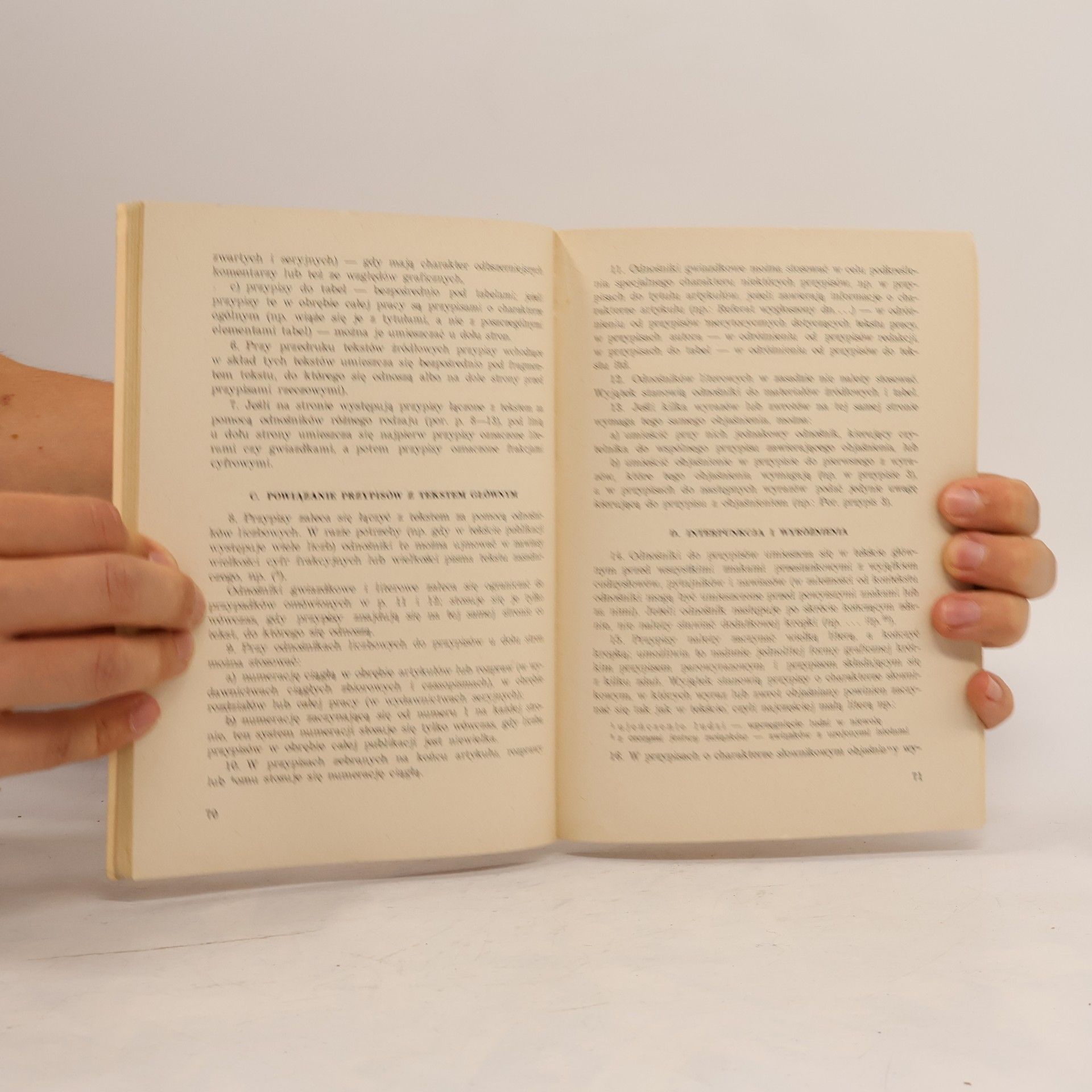 Autores varios Zasady typowego opracowania edytorskiego naukowych wydawnictw ciągłych