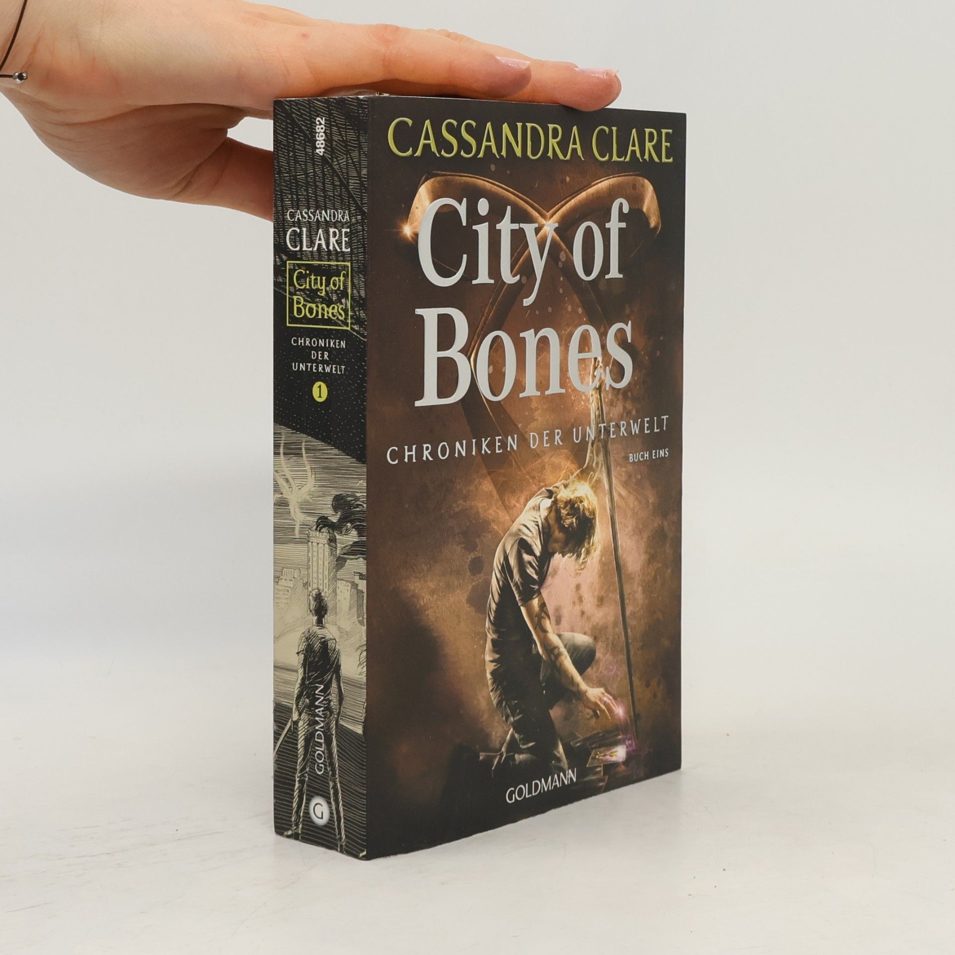 Cassandra Clare City of Bones