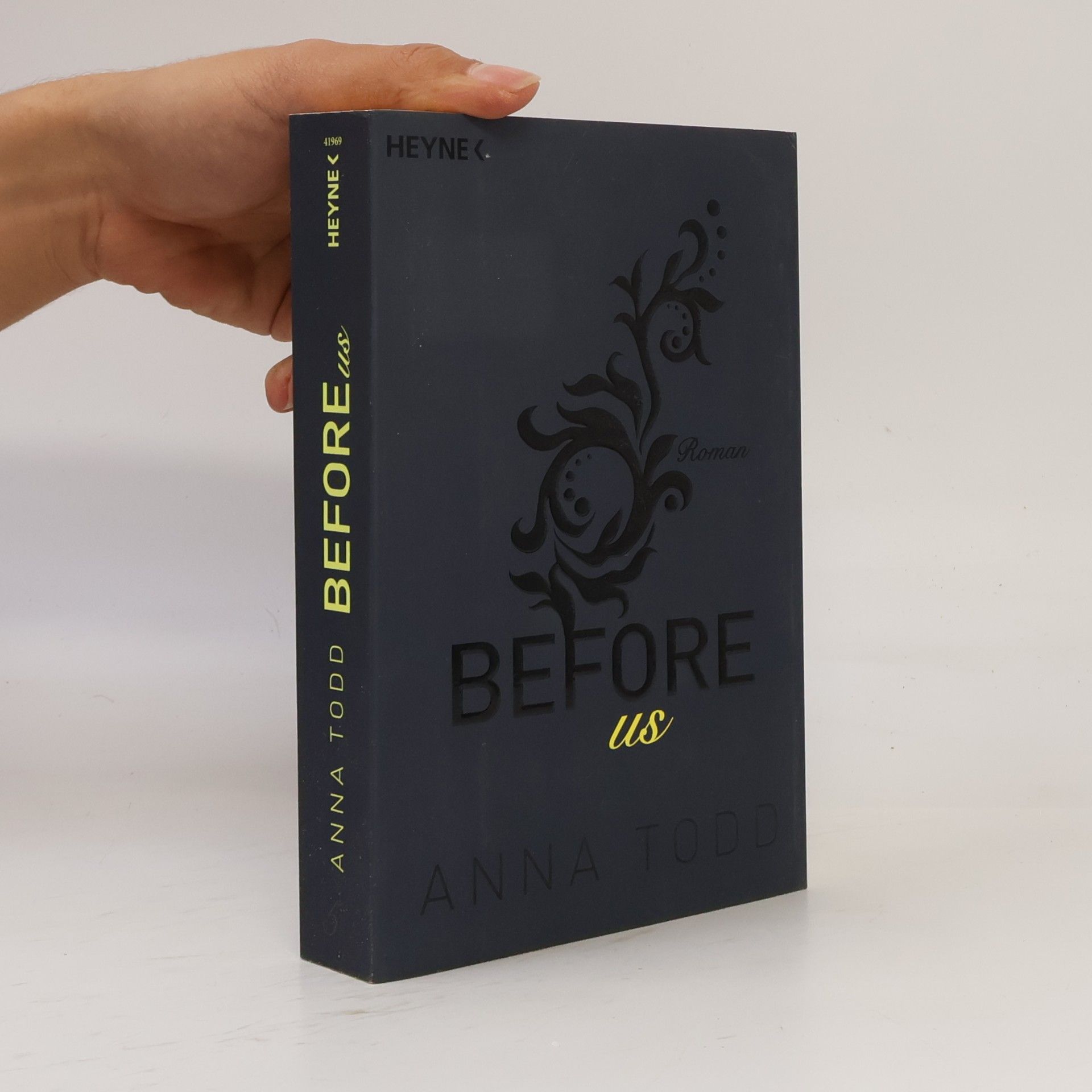 Anna Todd After 5. Before Us