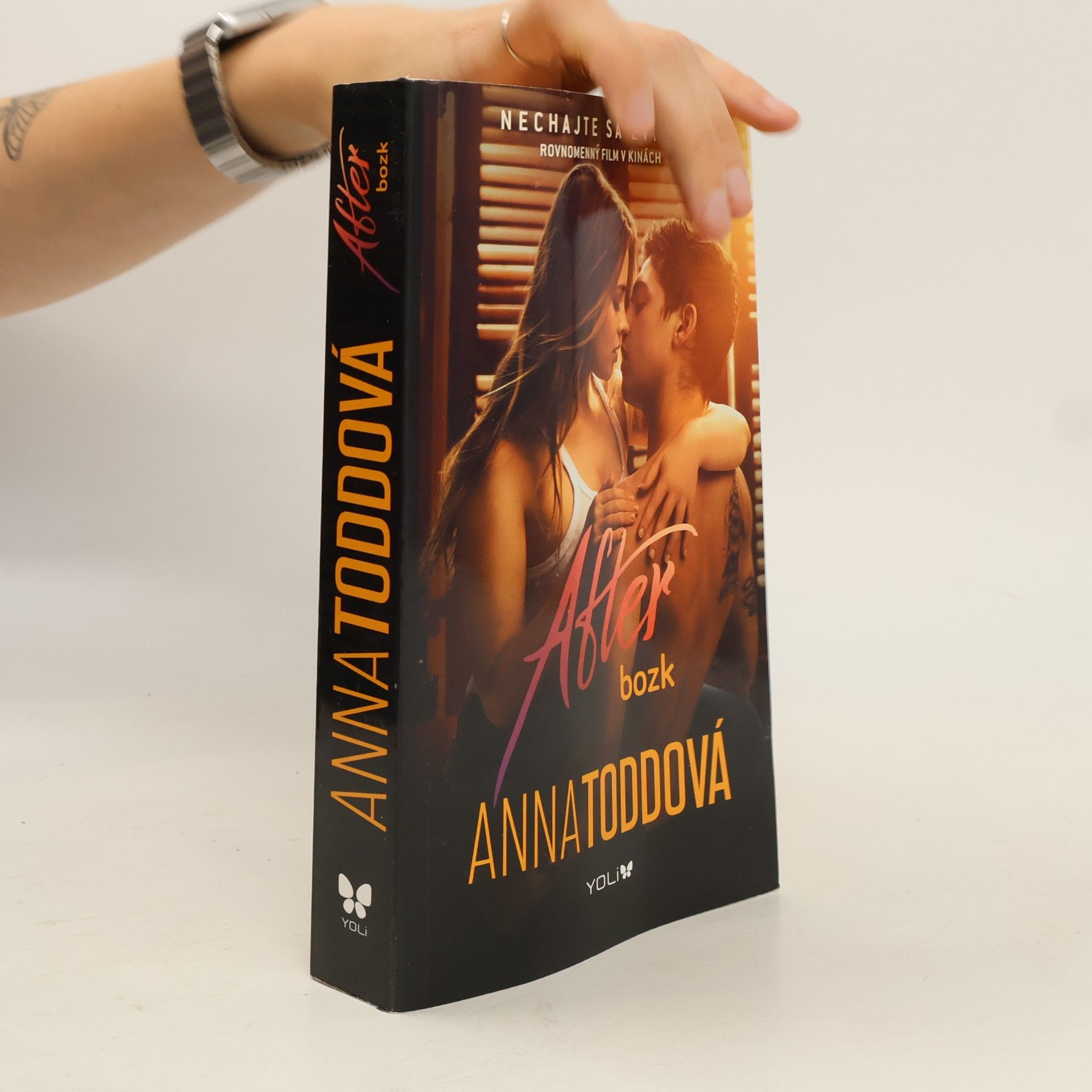 Anna Todd Bozk
