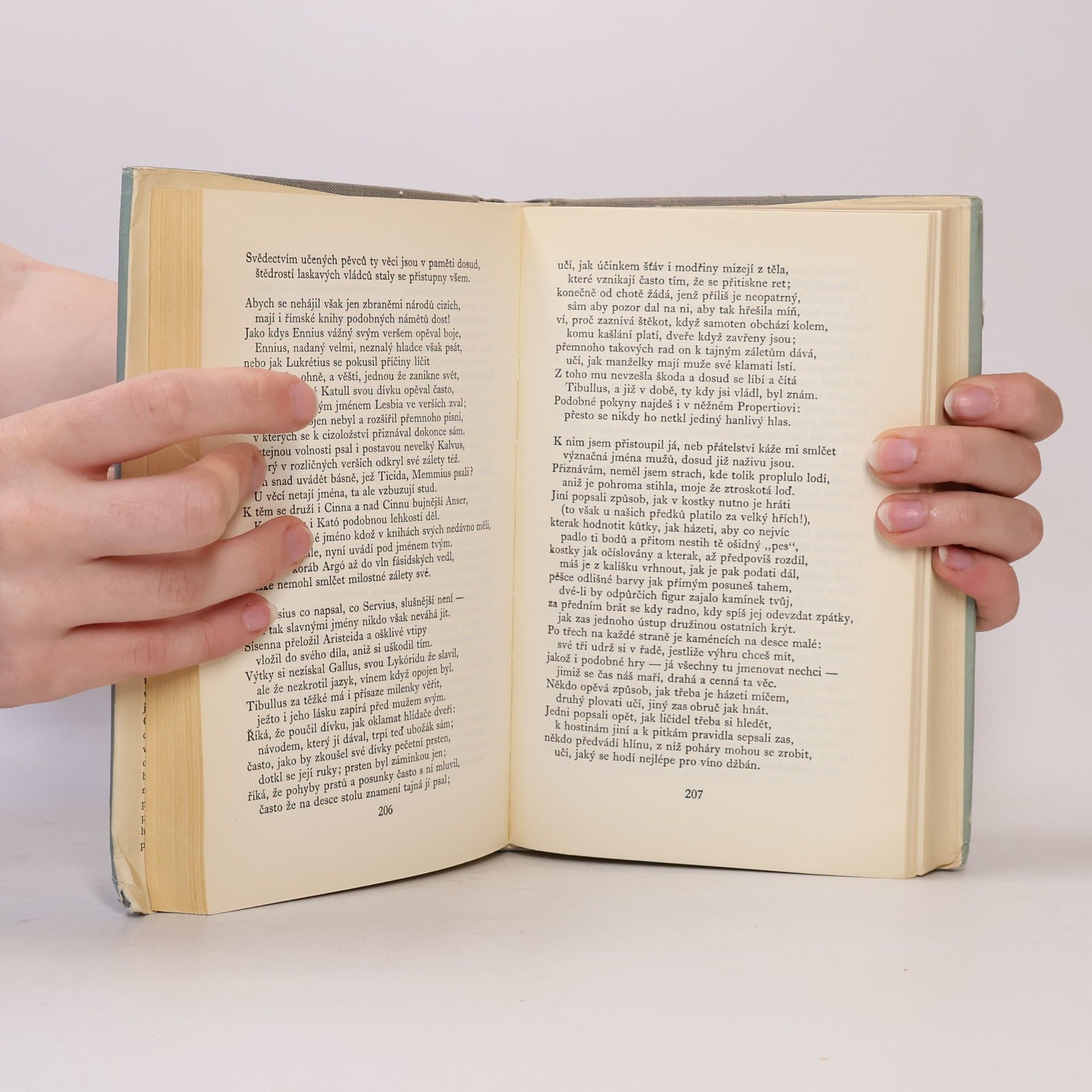 Publius Ovidius Naso Kalendář. Žalozpěvy. Listy z Pontu
