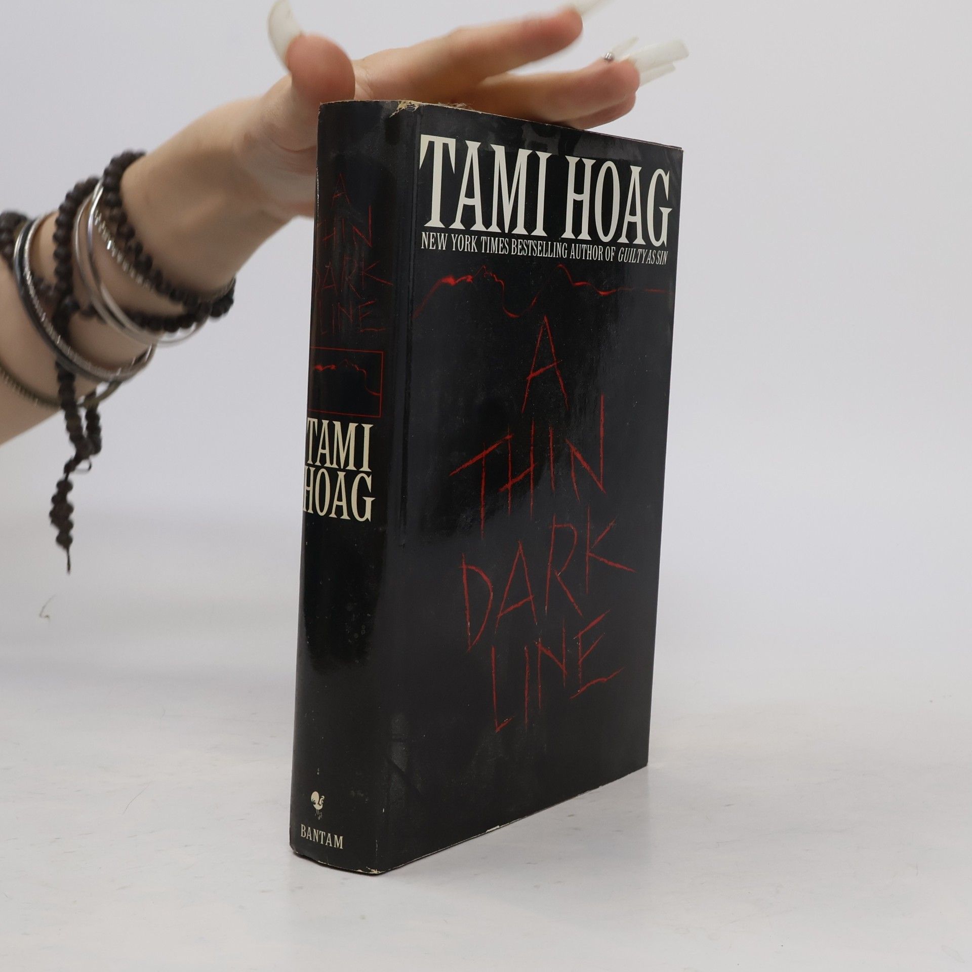 Tami Hoag A Thin Dark Line