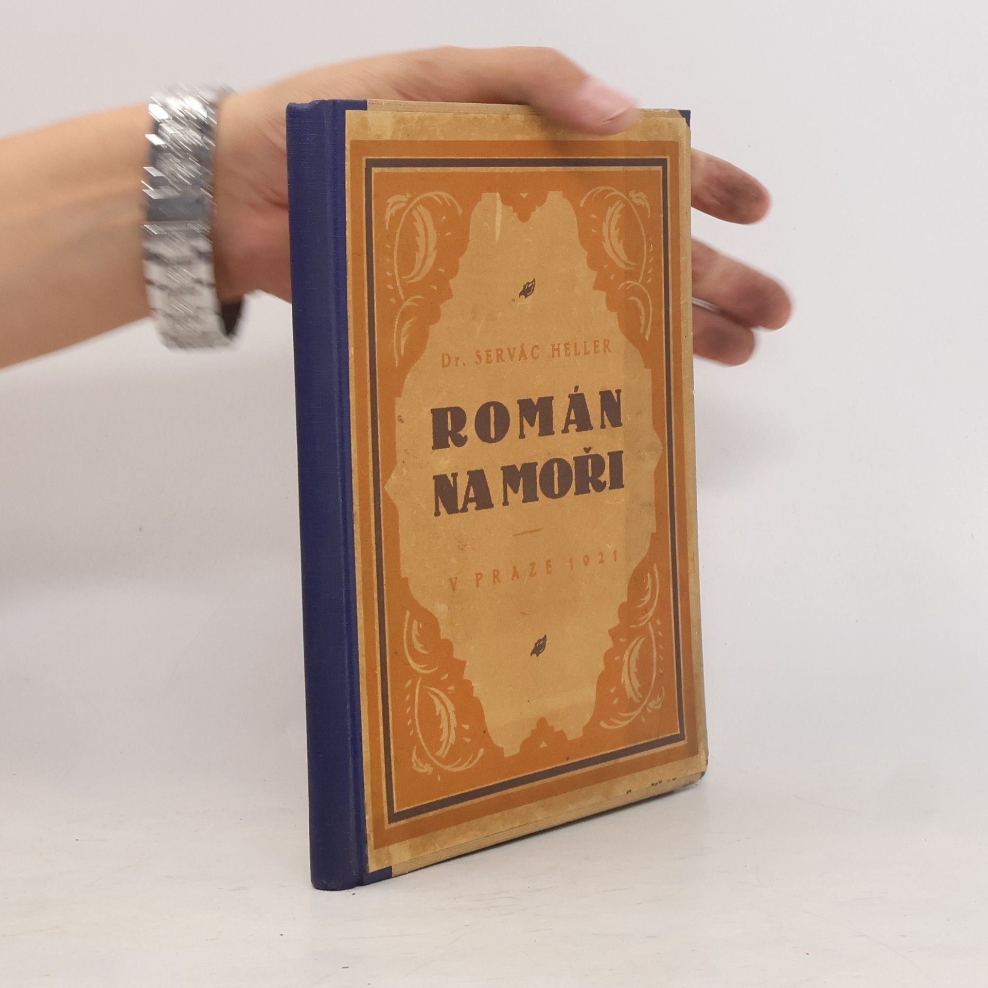 Román na moři