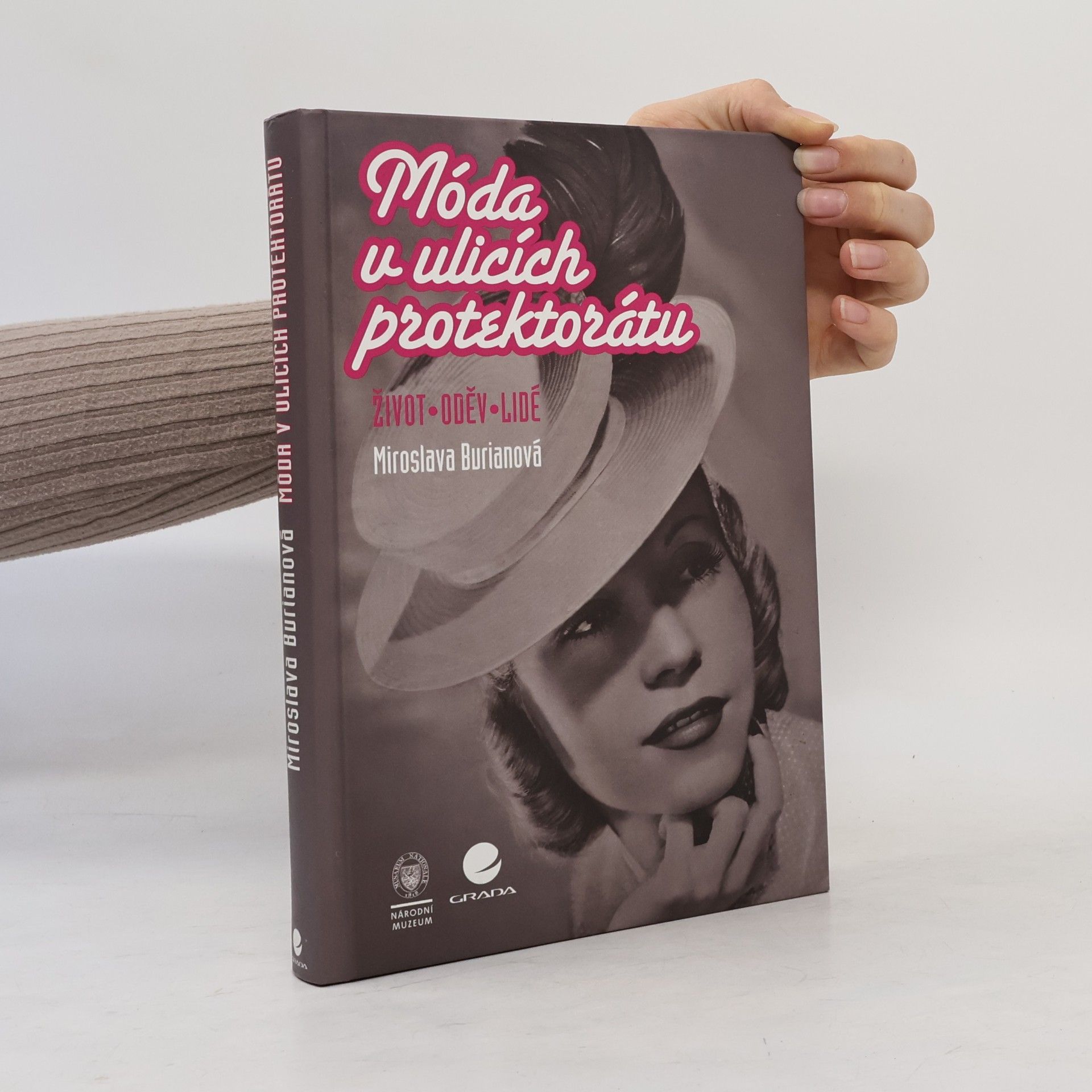 Móda v ulicích protektorátu