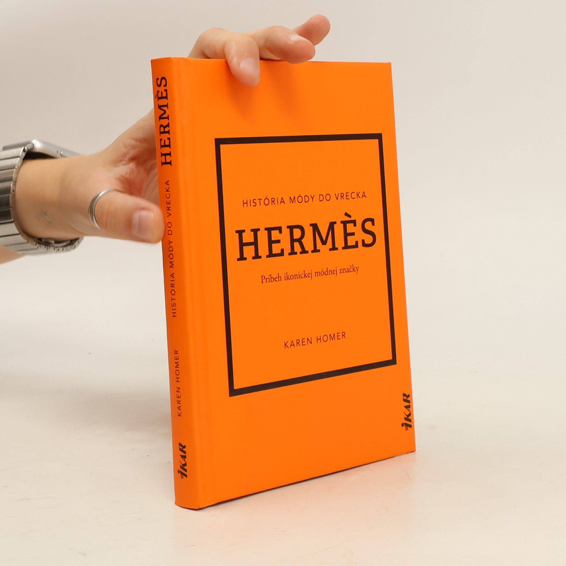 Karen Homer Hermes: Príbeh ikonickej módnej značky