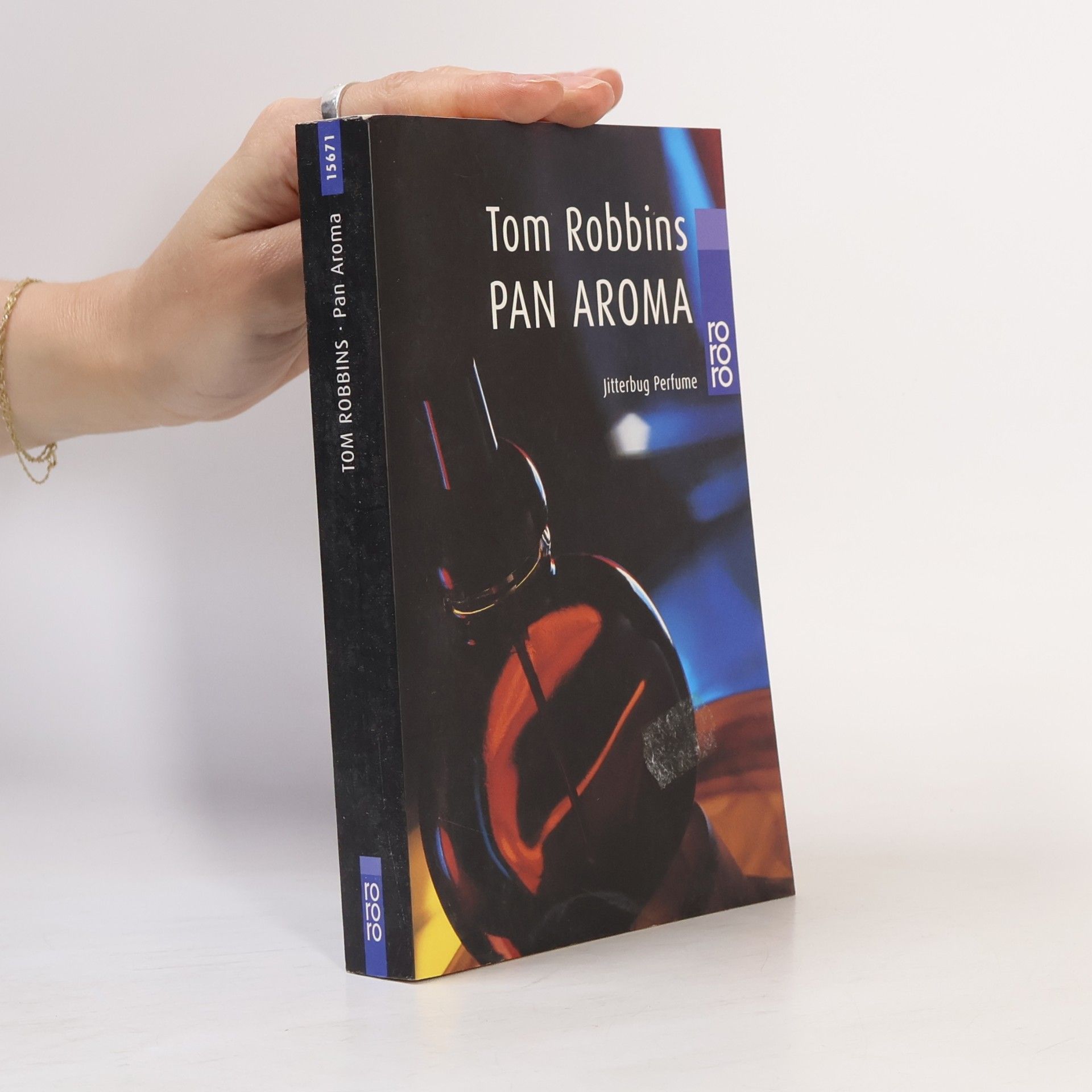 Tom Robbins Pan Aroma