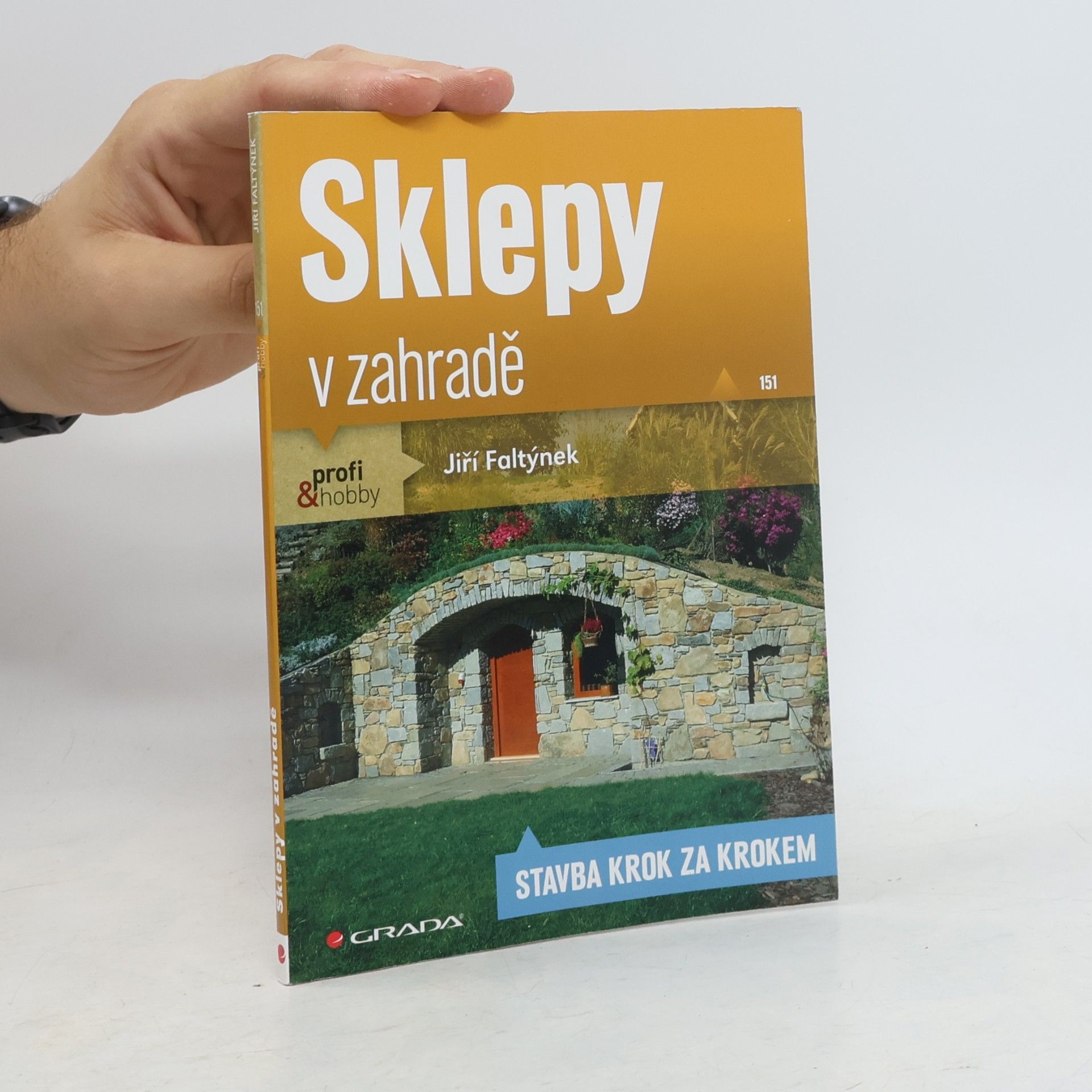 Jiří Faltýnek Sklepy v zahradě