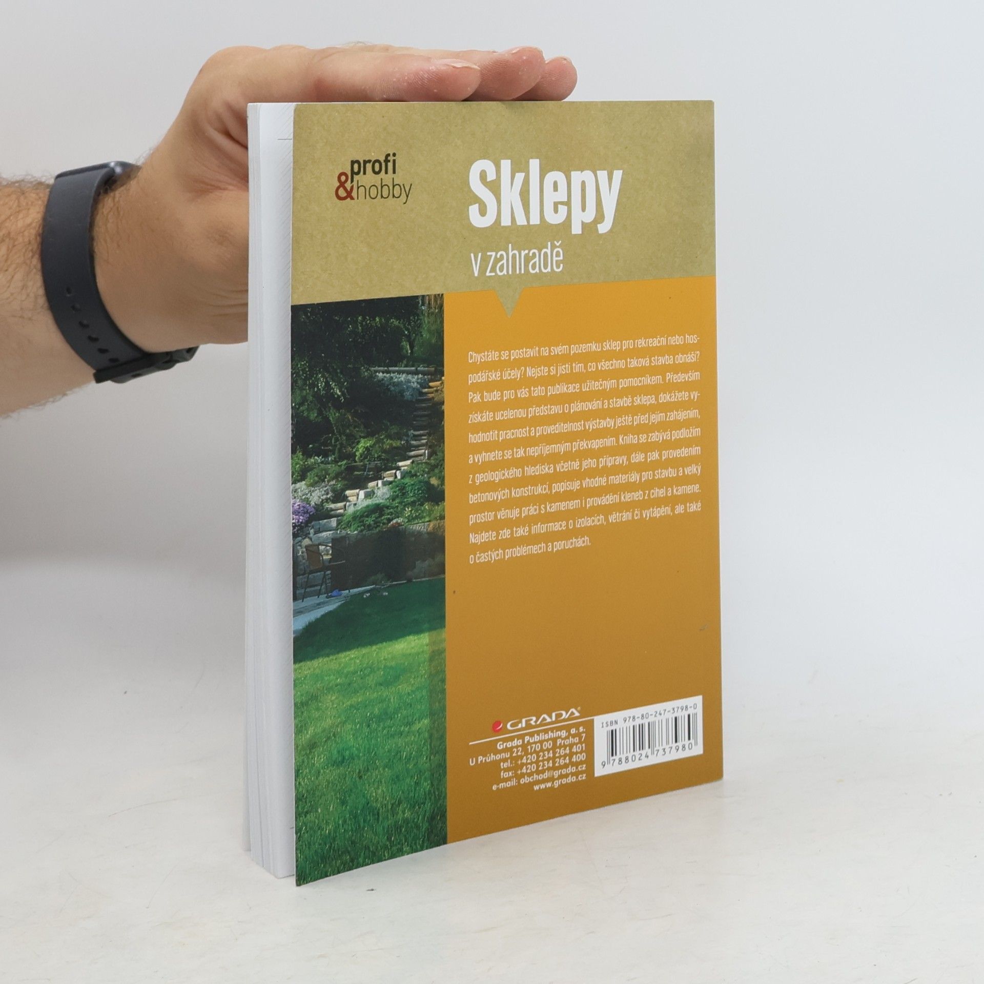 Jiří Faltýnek Sklepy v zahradě