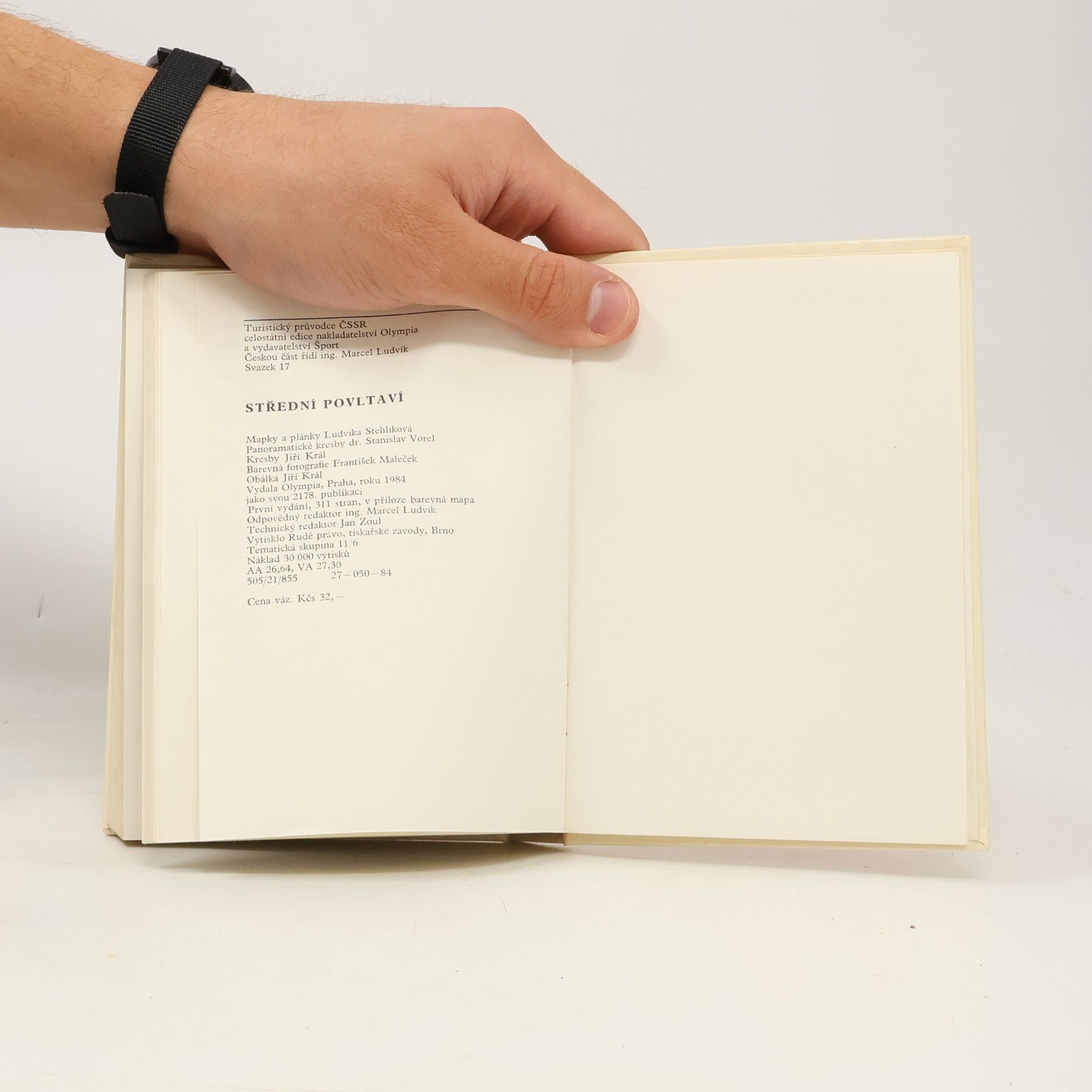 Various authors Střední Povltaví. Turistický průvodce ČSSR
