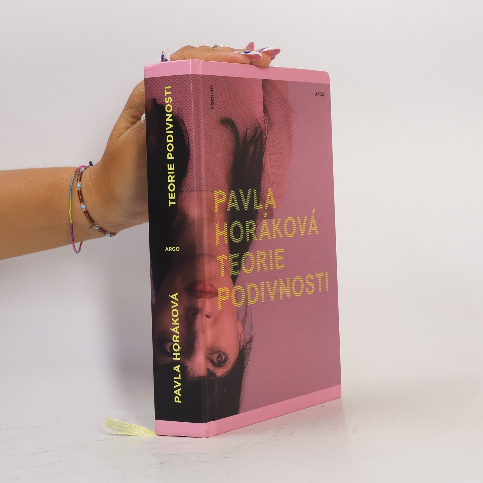 Pavla Horáková Teorie podivnosti