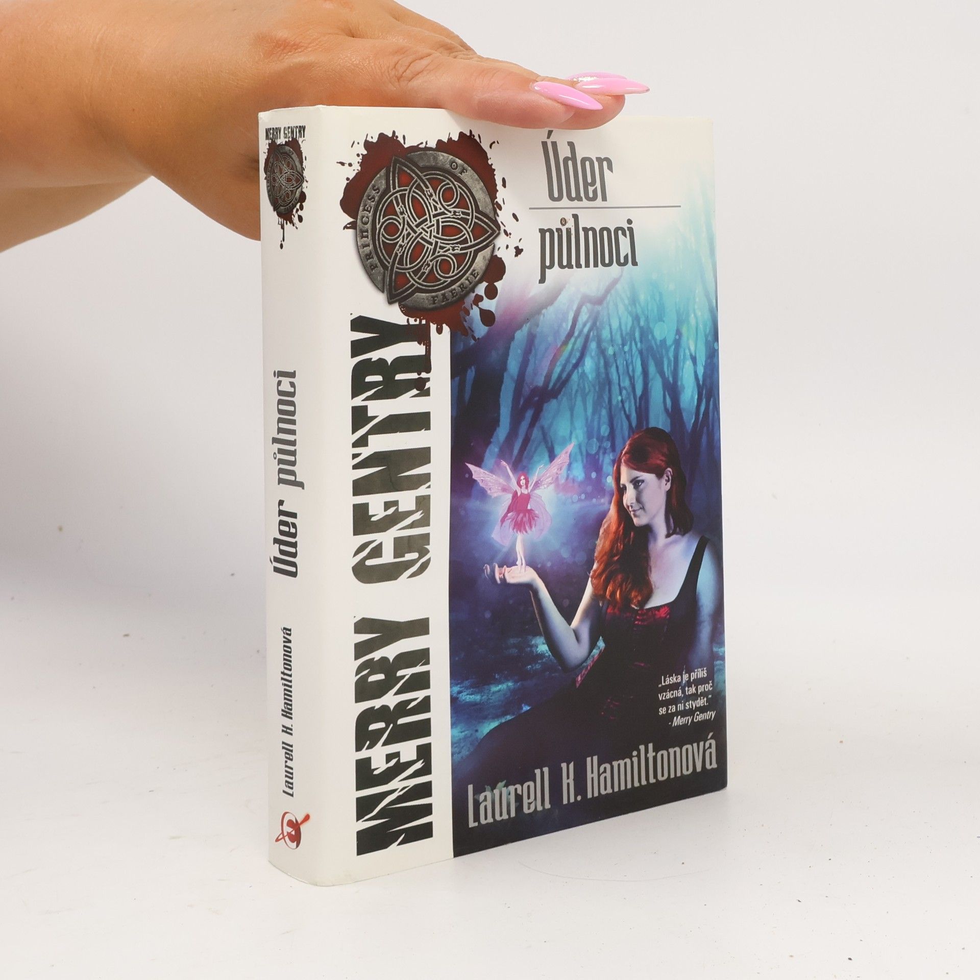 Laurell K. Hamilton Úder půlnoci. Merry Gentry. 4. díl
