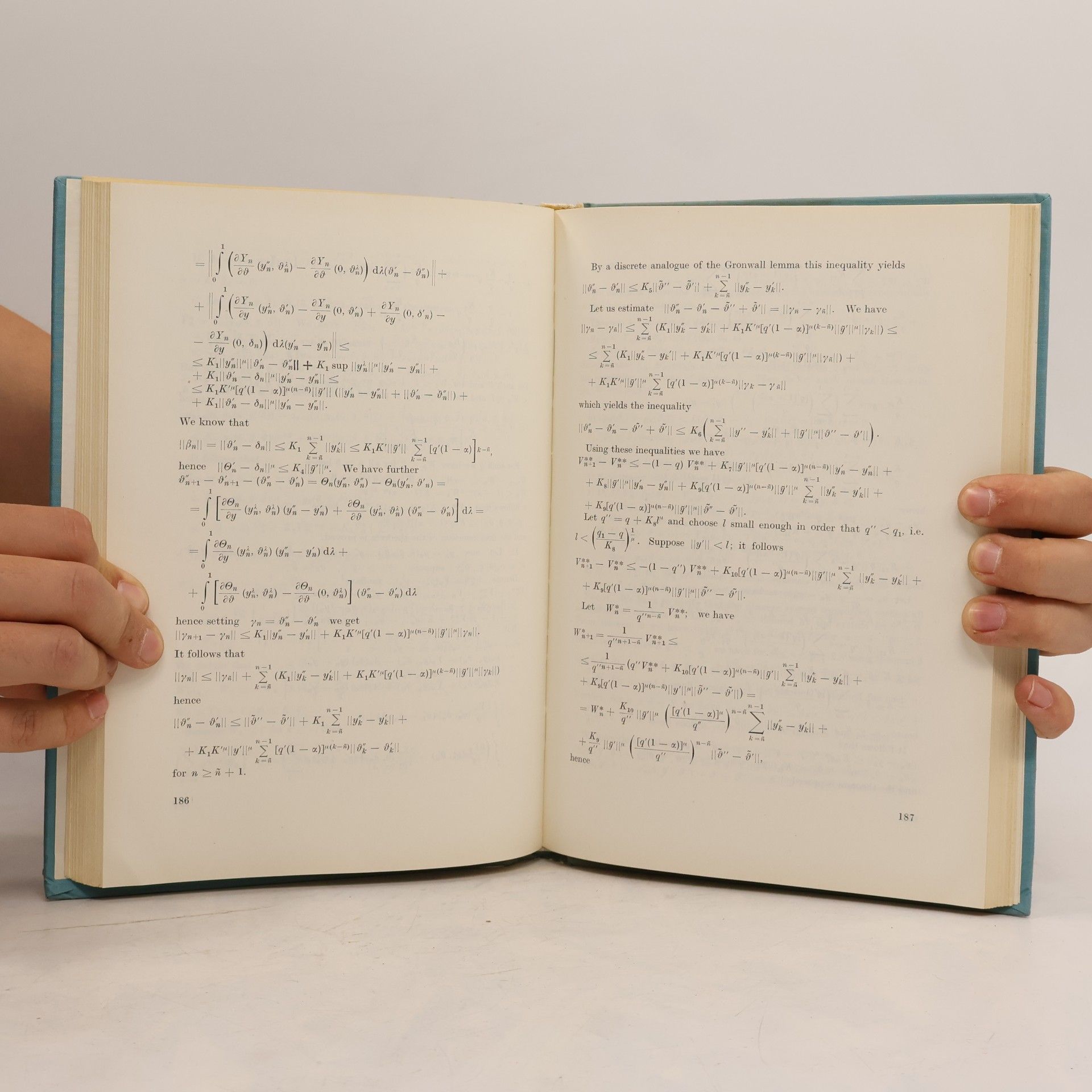 Autorenkollektiv Differential Equations and Their Applications II.