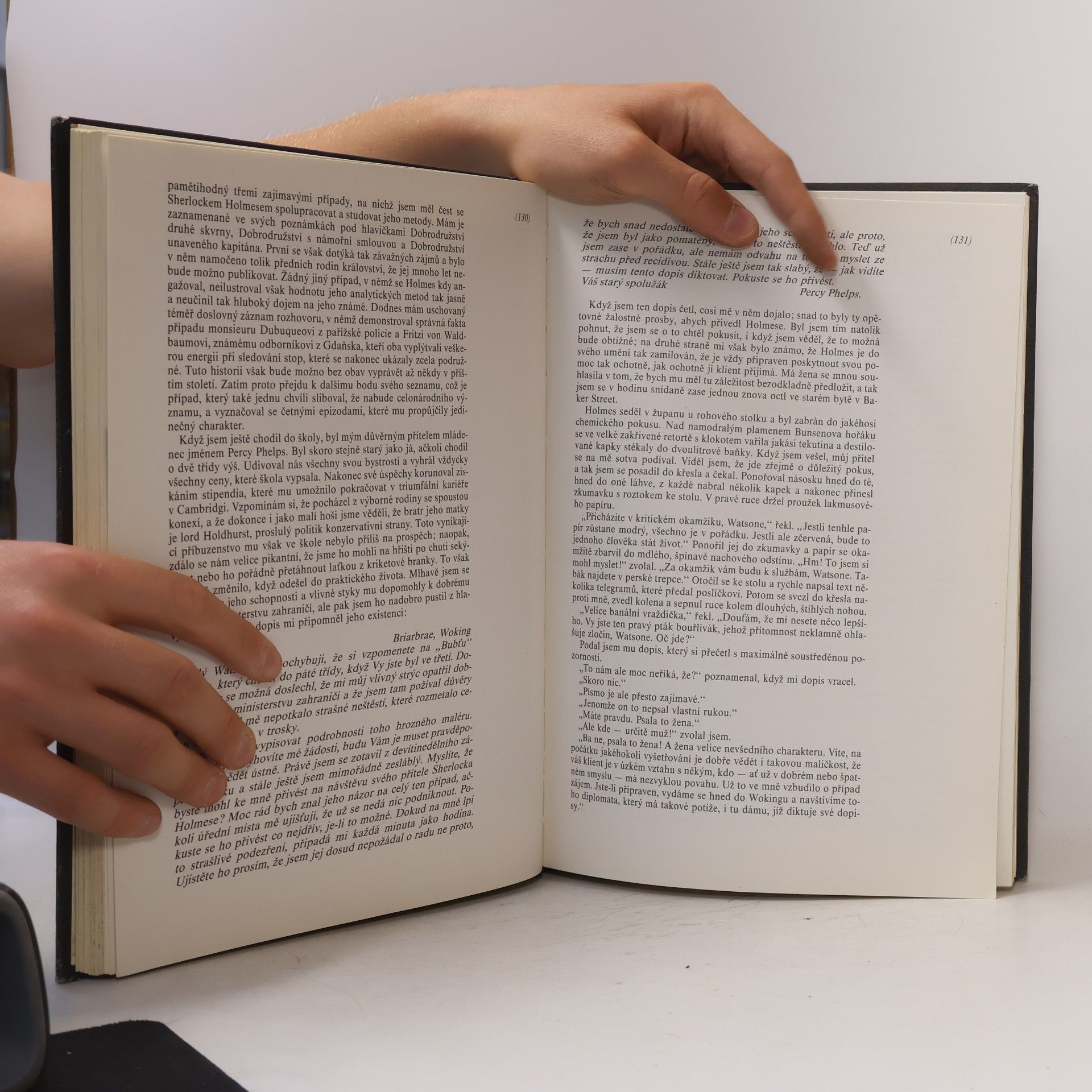 Arthur Conan Doyle Muž s dýmkou a houslemi