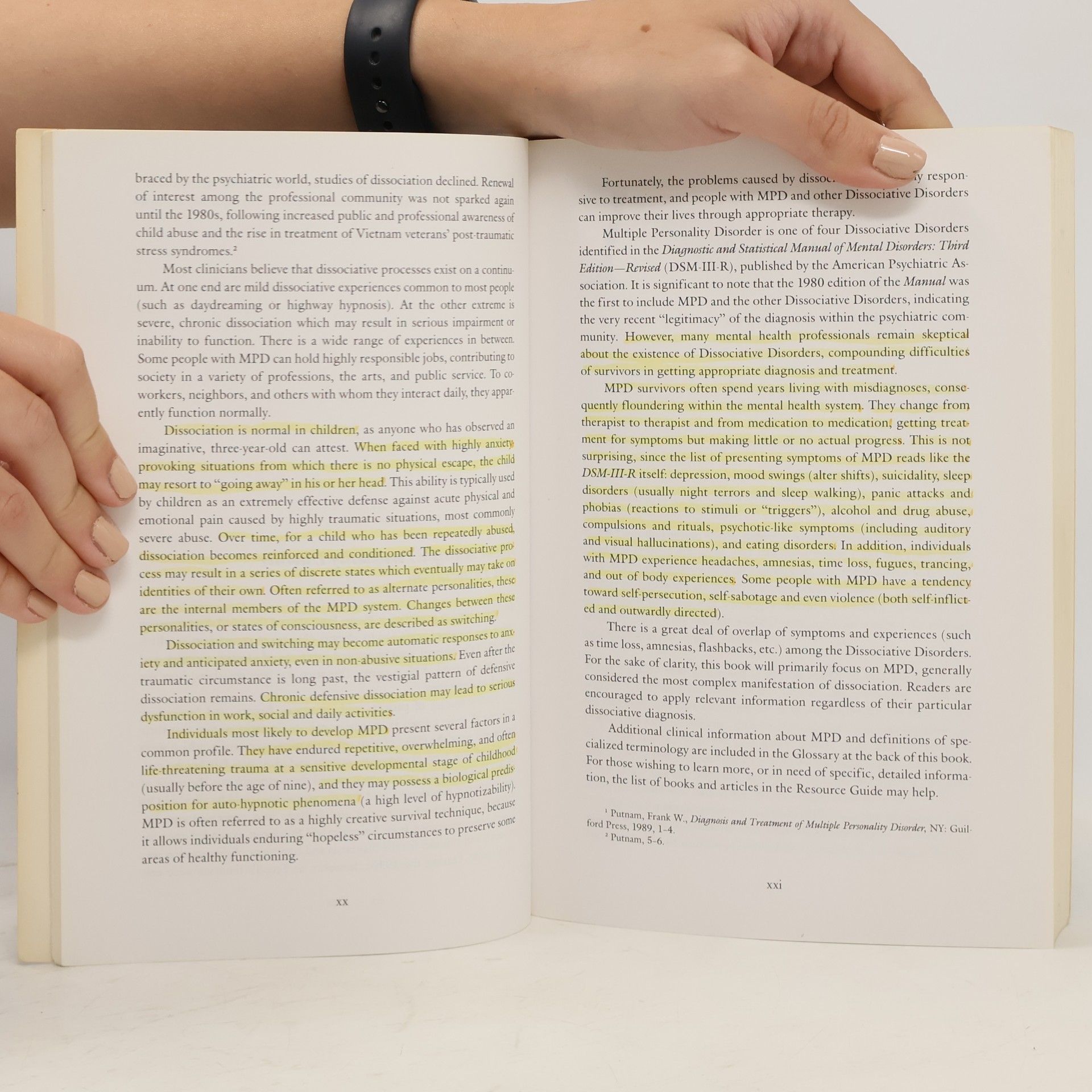 Esther Giller Multiple Personality Disorder From the Inside Out