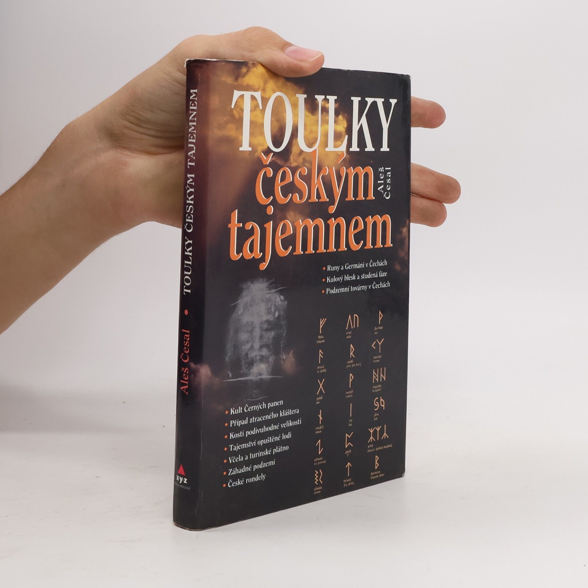 Toulky českým tajemnem