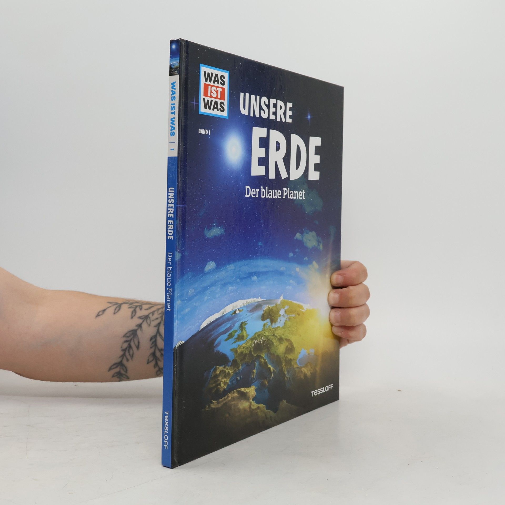 Karl Urban Unsere Erde