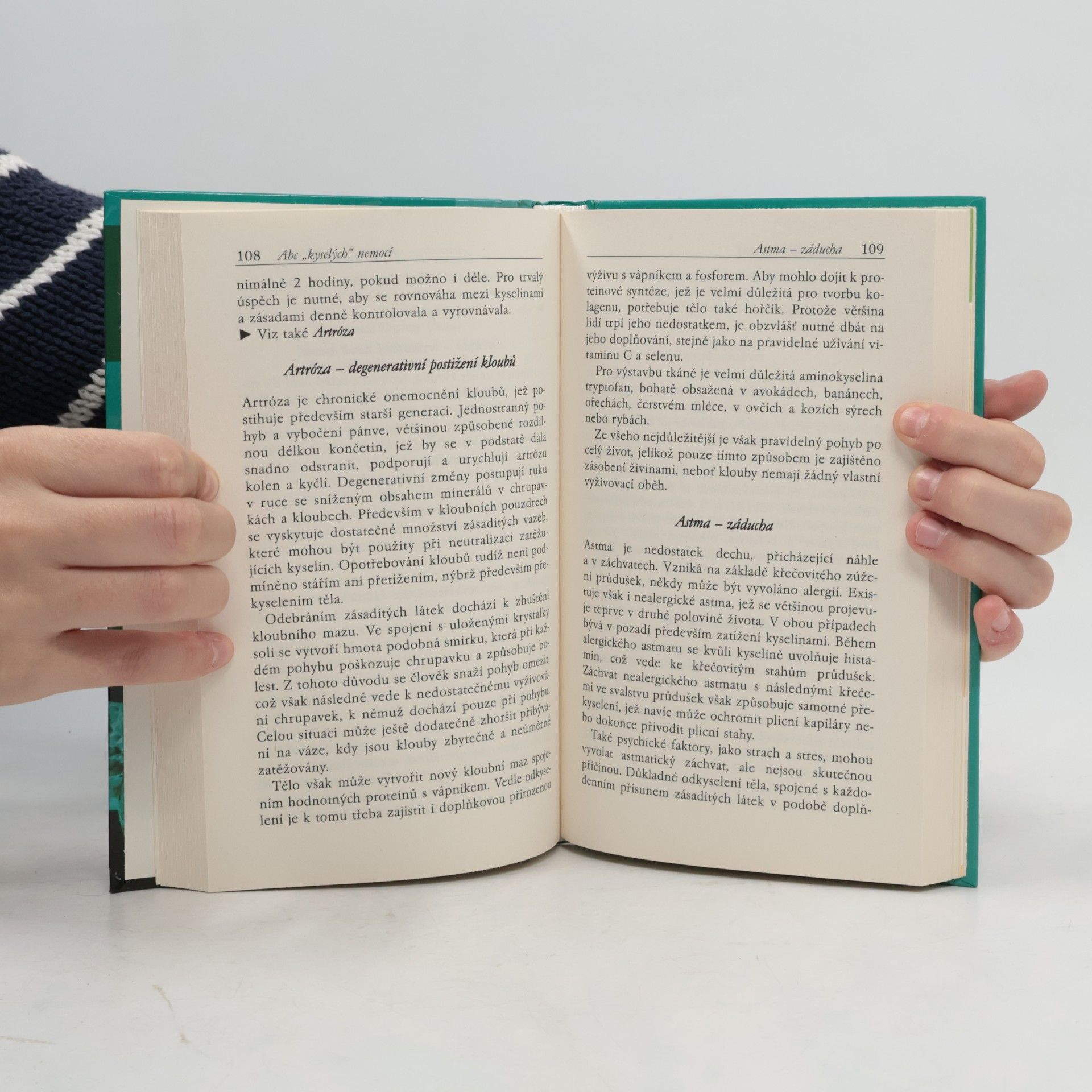 Kurt Tepperwein Pryč s kyselostí! Jak udržet kyselé a zásadité látky v těle v rovnováze