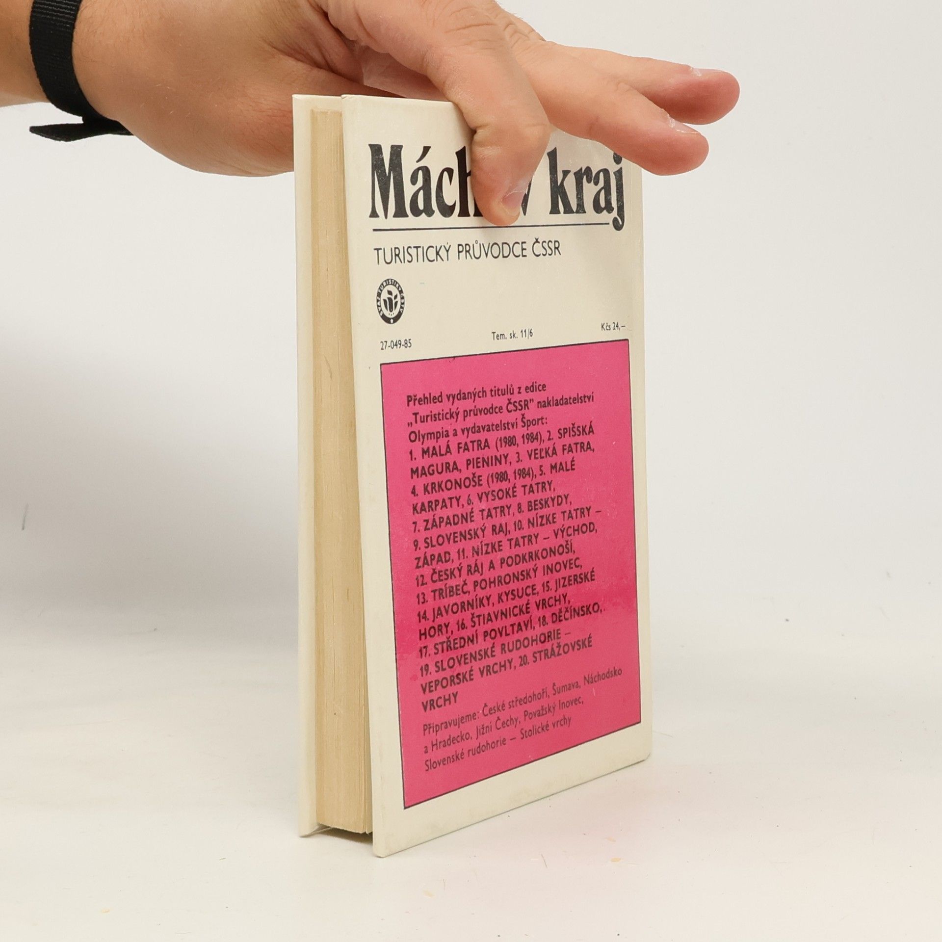 Autores varios Máchův kraj