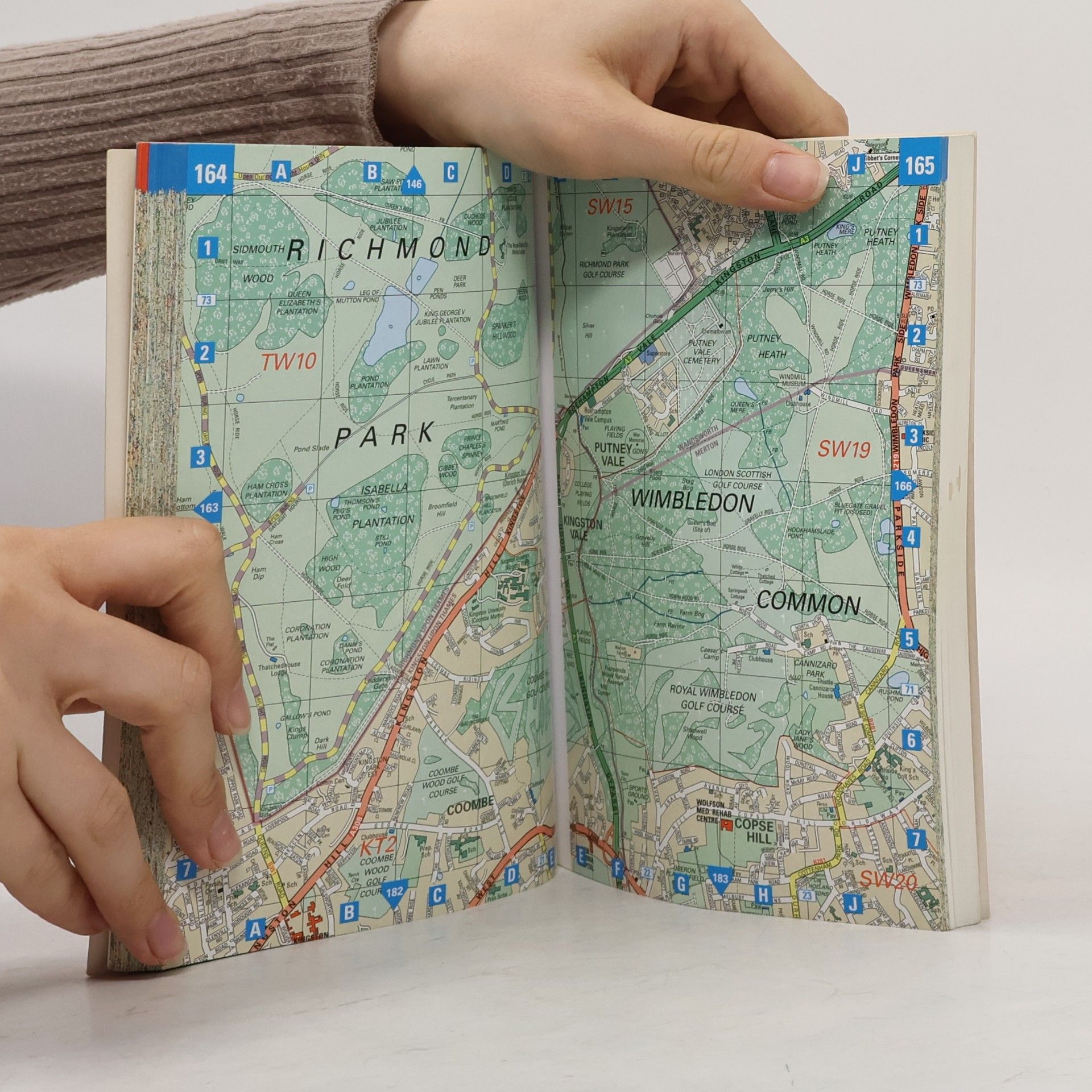 Kolektiv autorů Collins London street atlas.