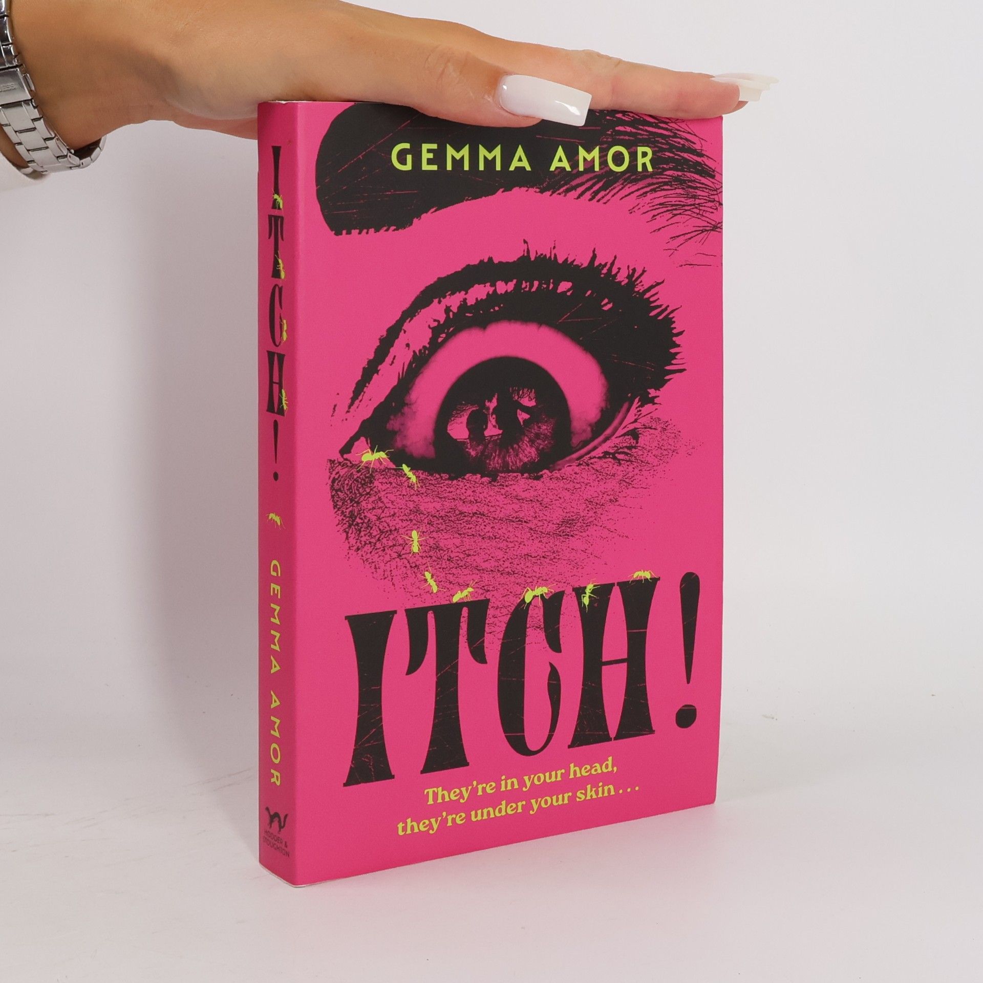 Gemma Amor Itch!: The Darkly Feminist Horror Novel Crawling Under Your Skin for Halloween 2025